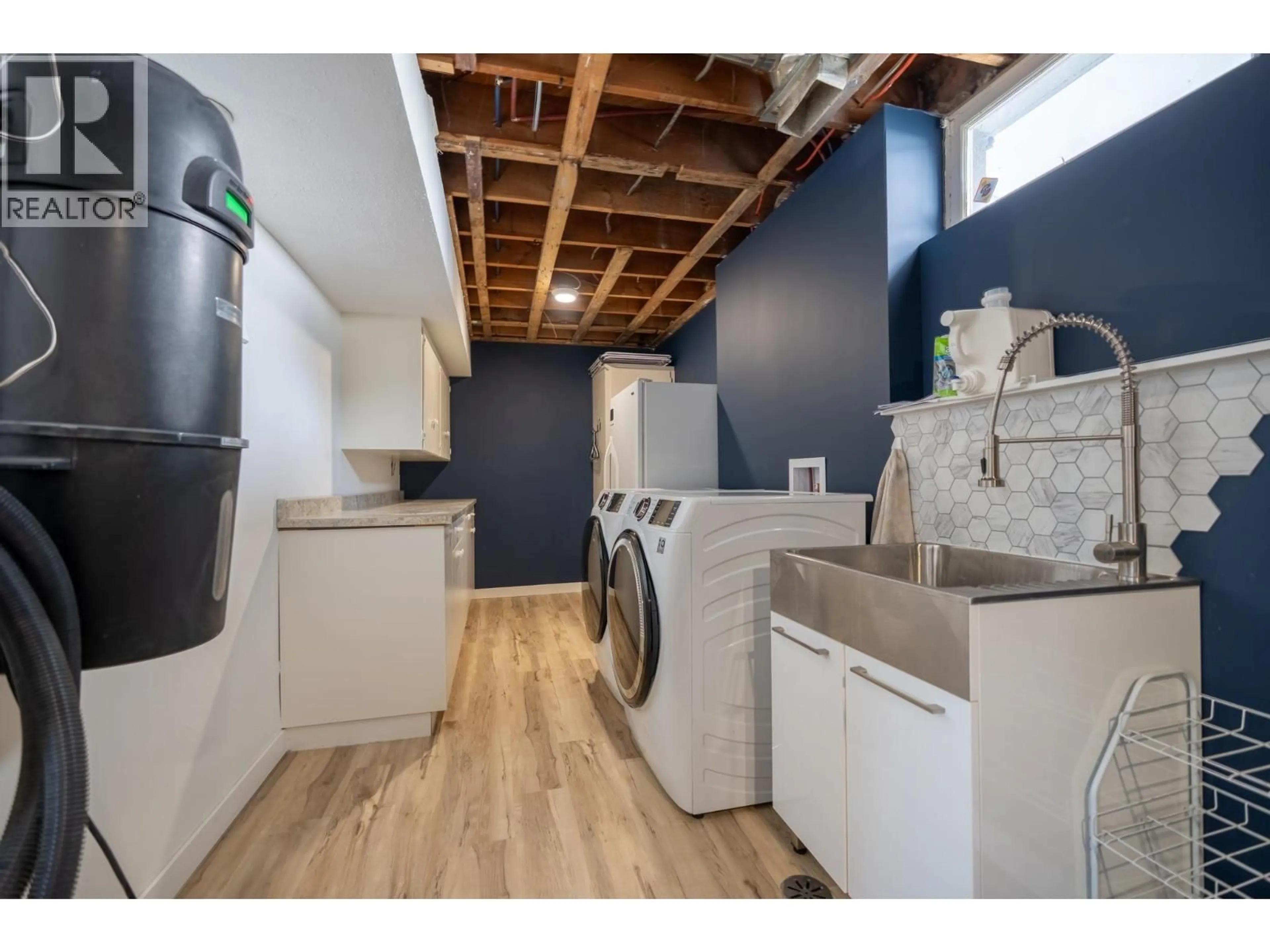 Laundry room for 374 QUINN STREET, Prince George British Columbia V2M3J5