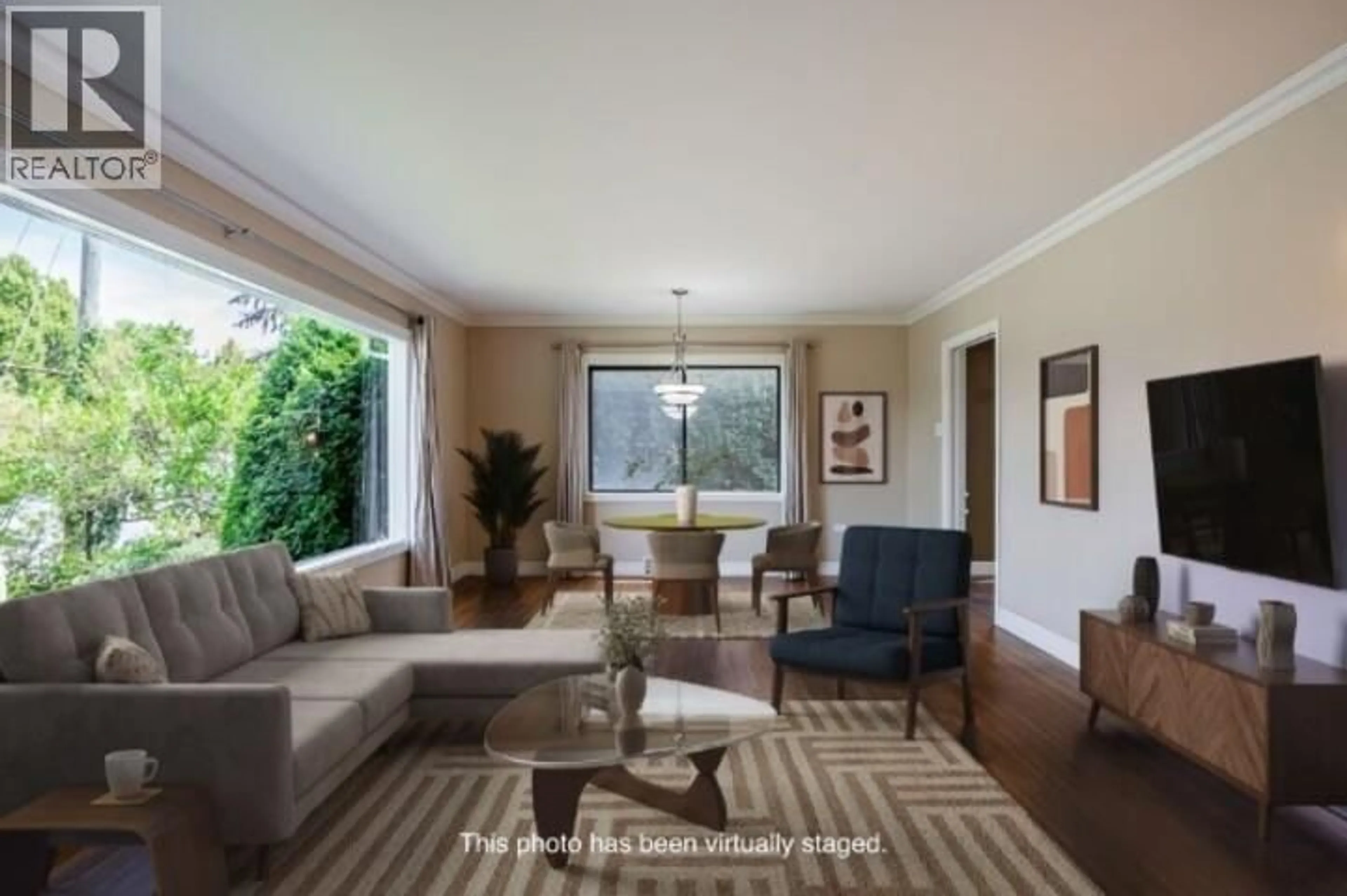 Living room with furniture, unknown for 3896 ELMWOOD STREET, Burnaby British Columbia V5G1S1