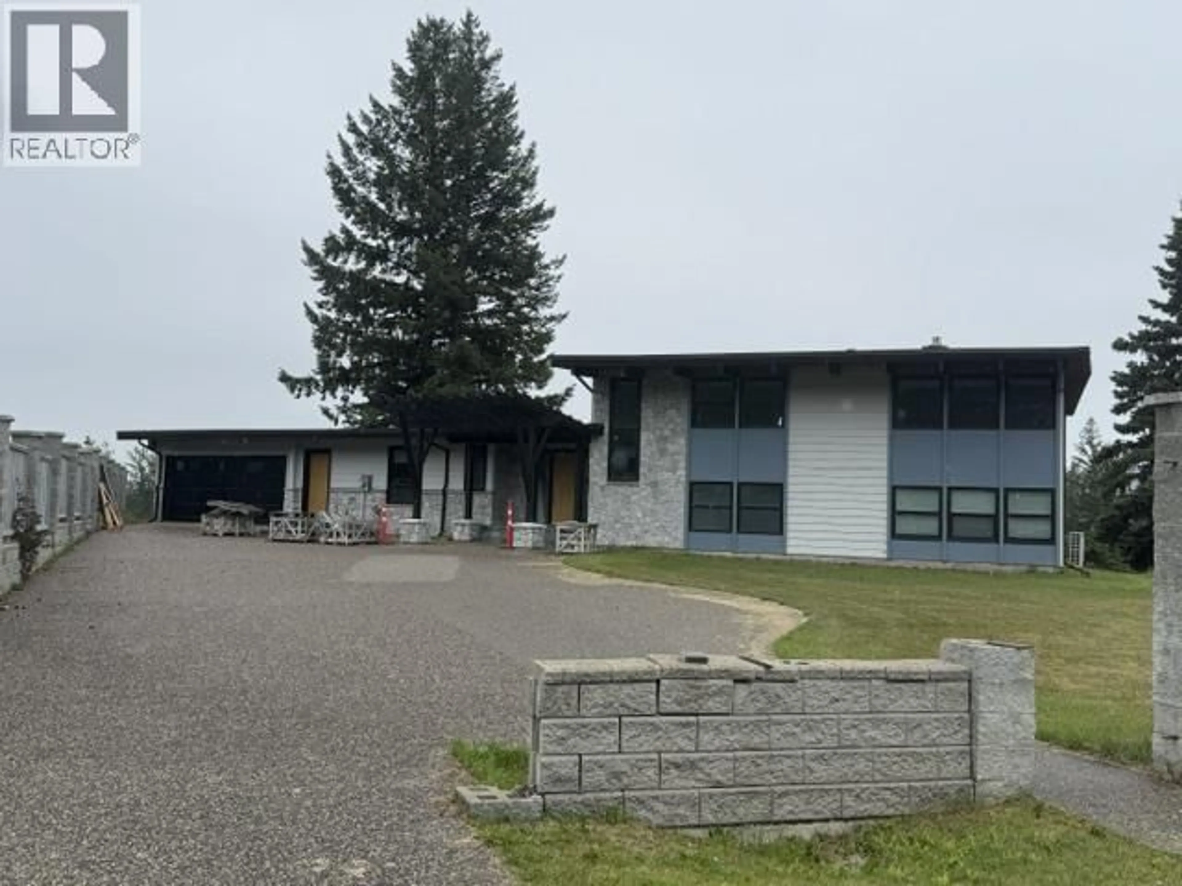 A pic from outside/outdoor area/front of a property/back of a property/a pic from drone, building for 4069 BRINK PLACE, Prince George British Columbia V2K5G8