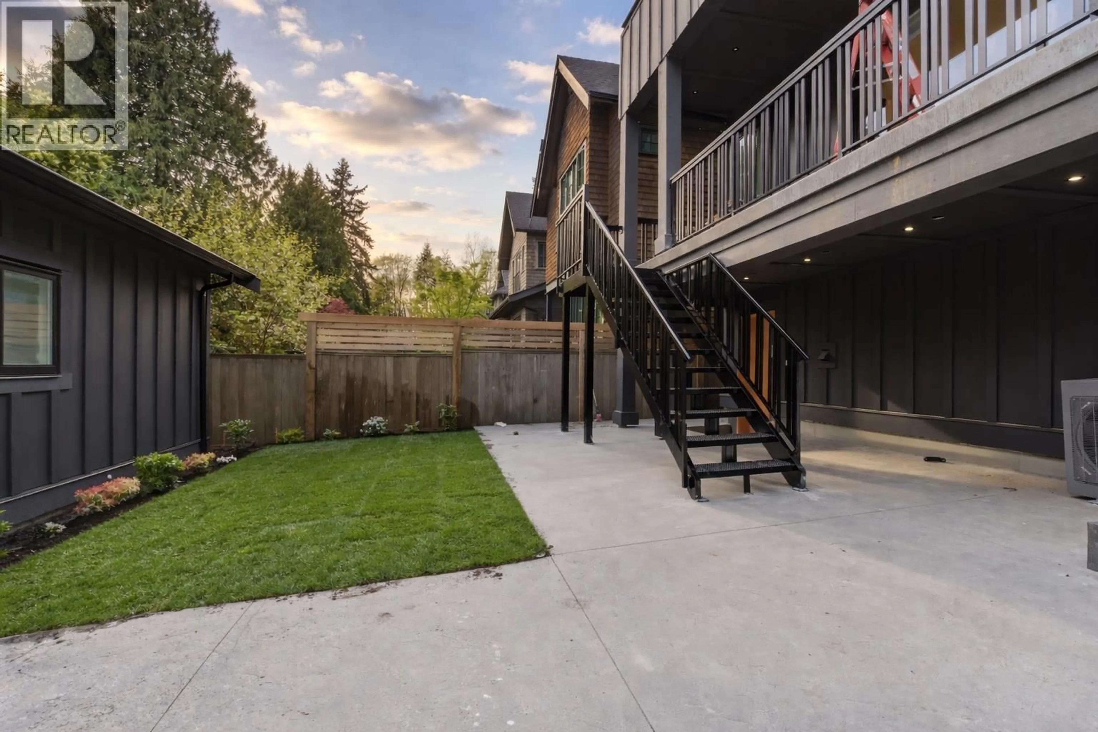 Patio, street for 3118 42ND AVENUE, Vancouver British Columbia V6N3H2