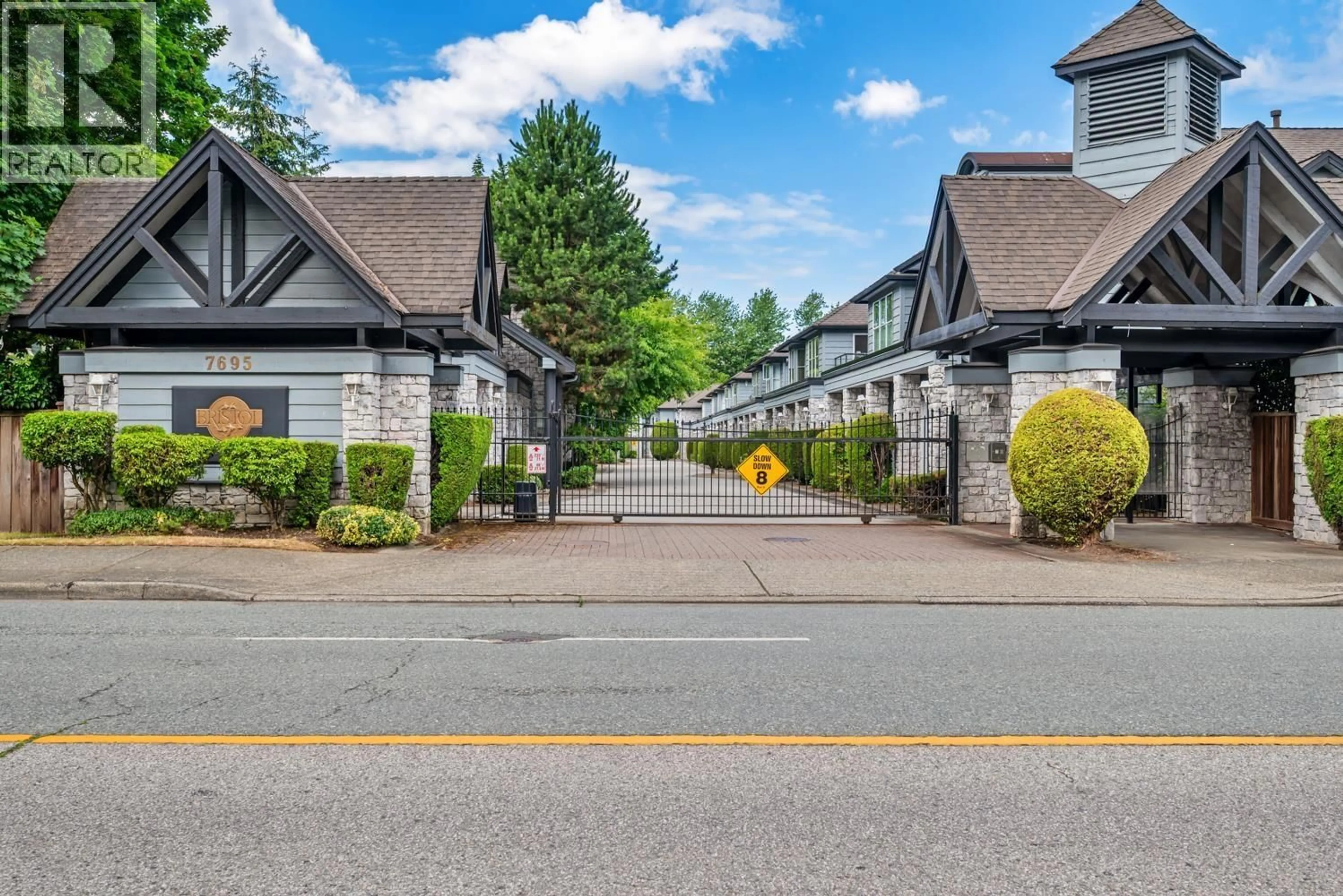 Patio, street for 27 - 7695 ST. ALBANS ROAD, Richmond British Columbia V6Y3W8