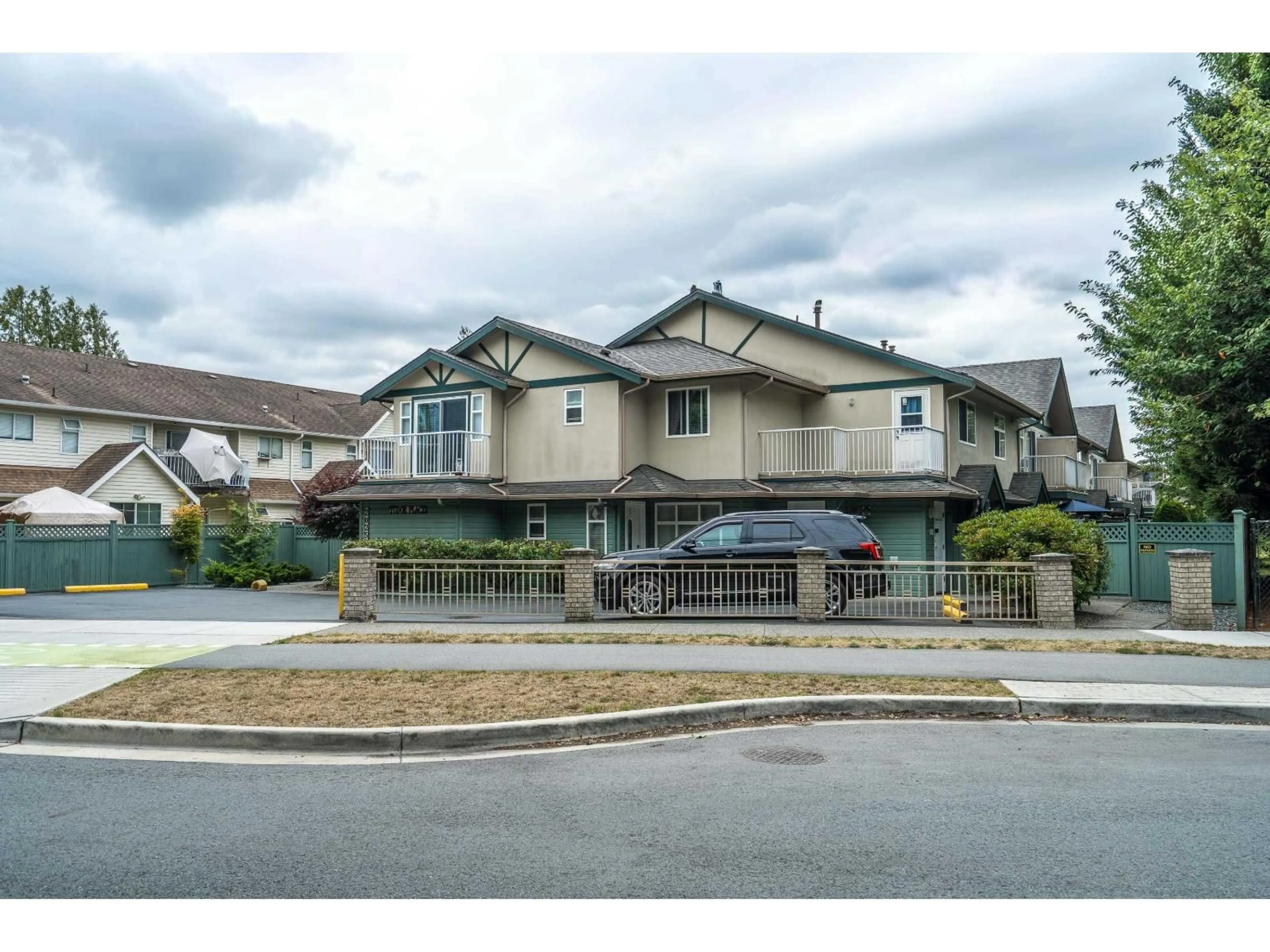 Unknown for 2 - 20258 MICHAUD CRESCENT, Langley British Columbia V3A4B2
