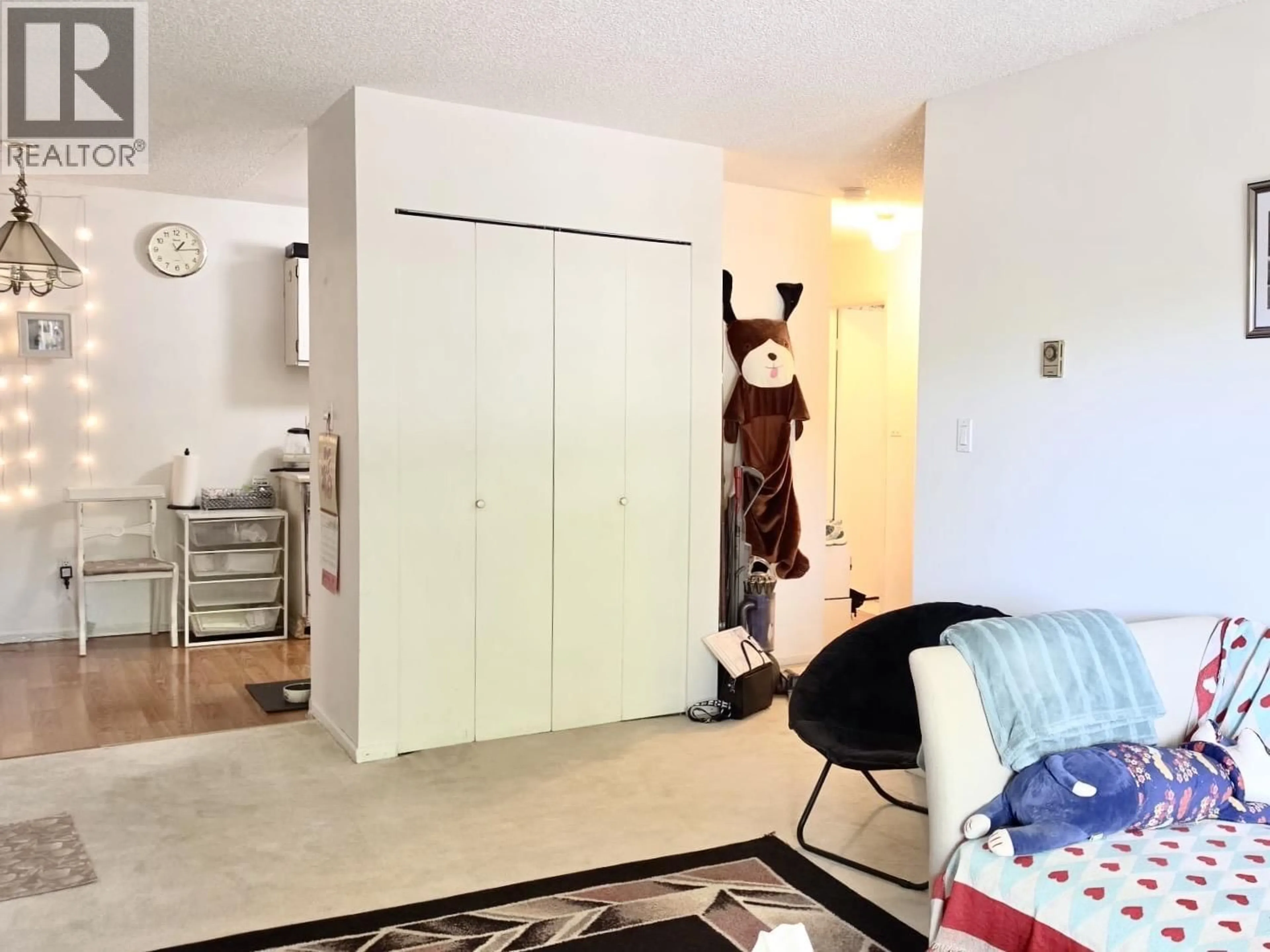 A pic of a room for 220 - 8231 GRANVILLE AVENUE, Richmond British Columbia V6Y3A4