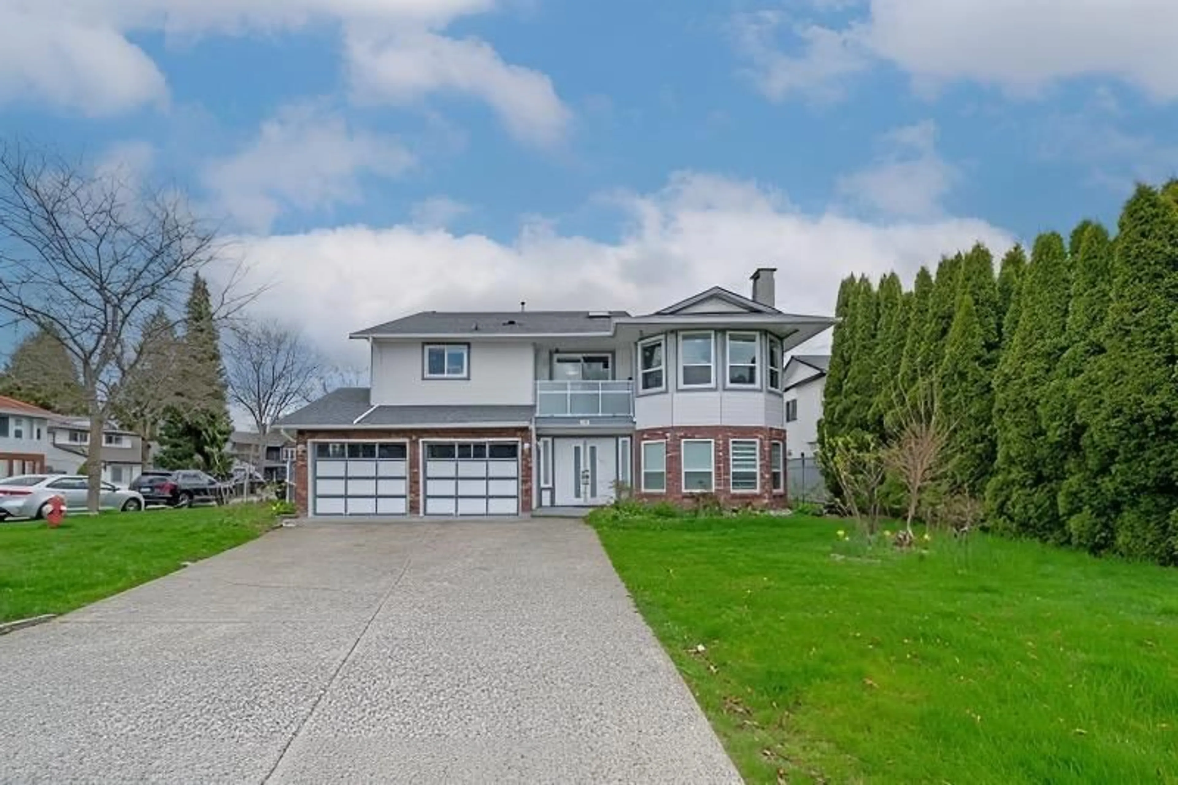 Unknown for 9482 153 STREET, Surrey British Columbia V3R9C7