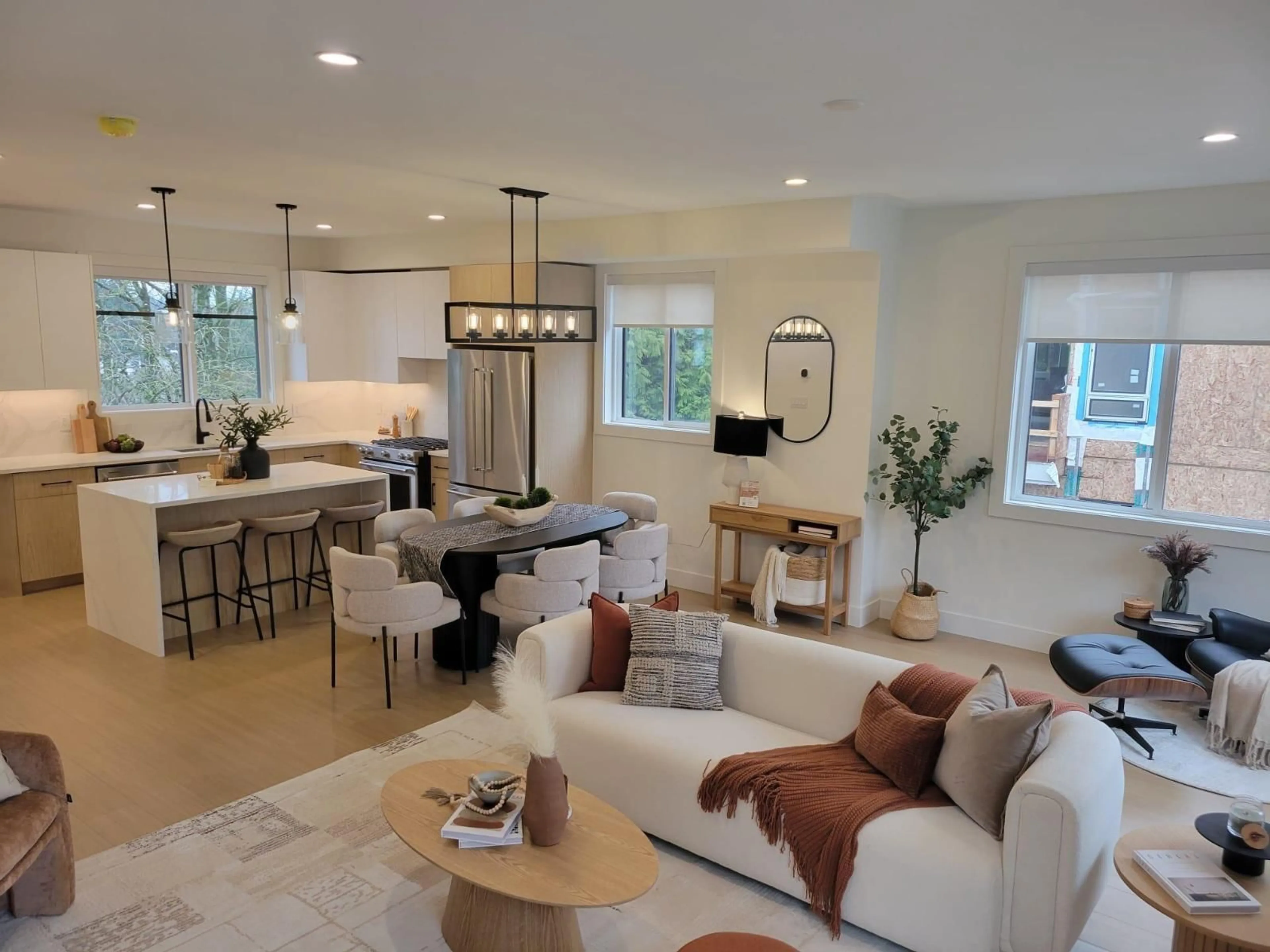 Open concept kitchen, ceramic/tile floor for 13 - 1641 KING CRESCENT, Abbotsford British Columbia V2S7M7