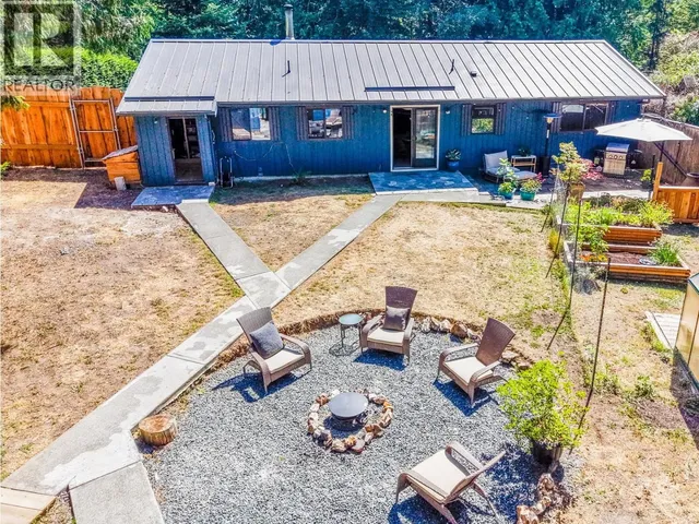 4746 BOSUN WAY, Pender Island 2