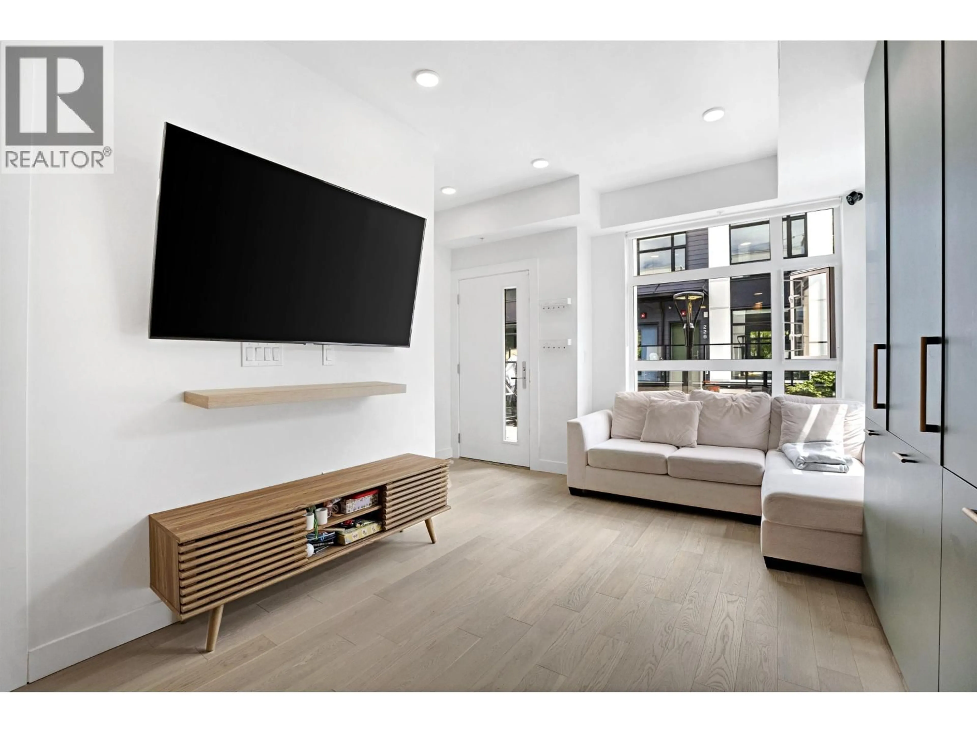 Home theater for 231 - 1012 47TH AVENUE, Vancouver British Columbia V6M0E3
