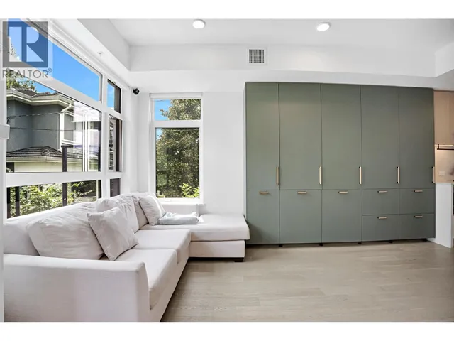231 - 1012 47TH AVENUE, Vancouver 4