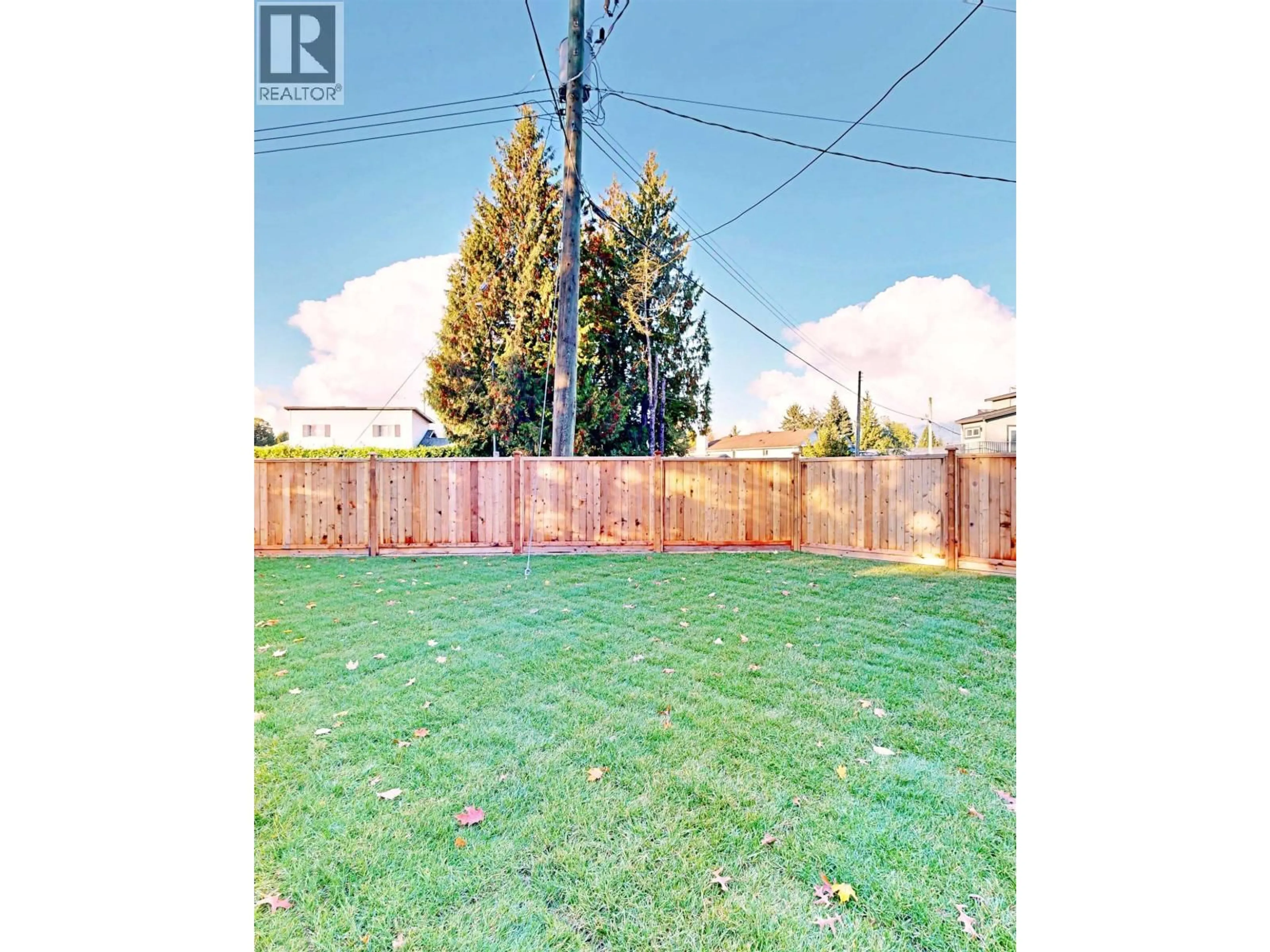 A pic from outside/outdoor area/front of a property/back of a property/a pic from drone, street for 793 WESTWOOD STREET, Coquitlam British Columbia V3C3L1