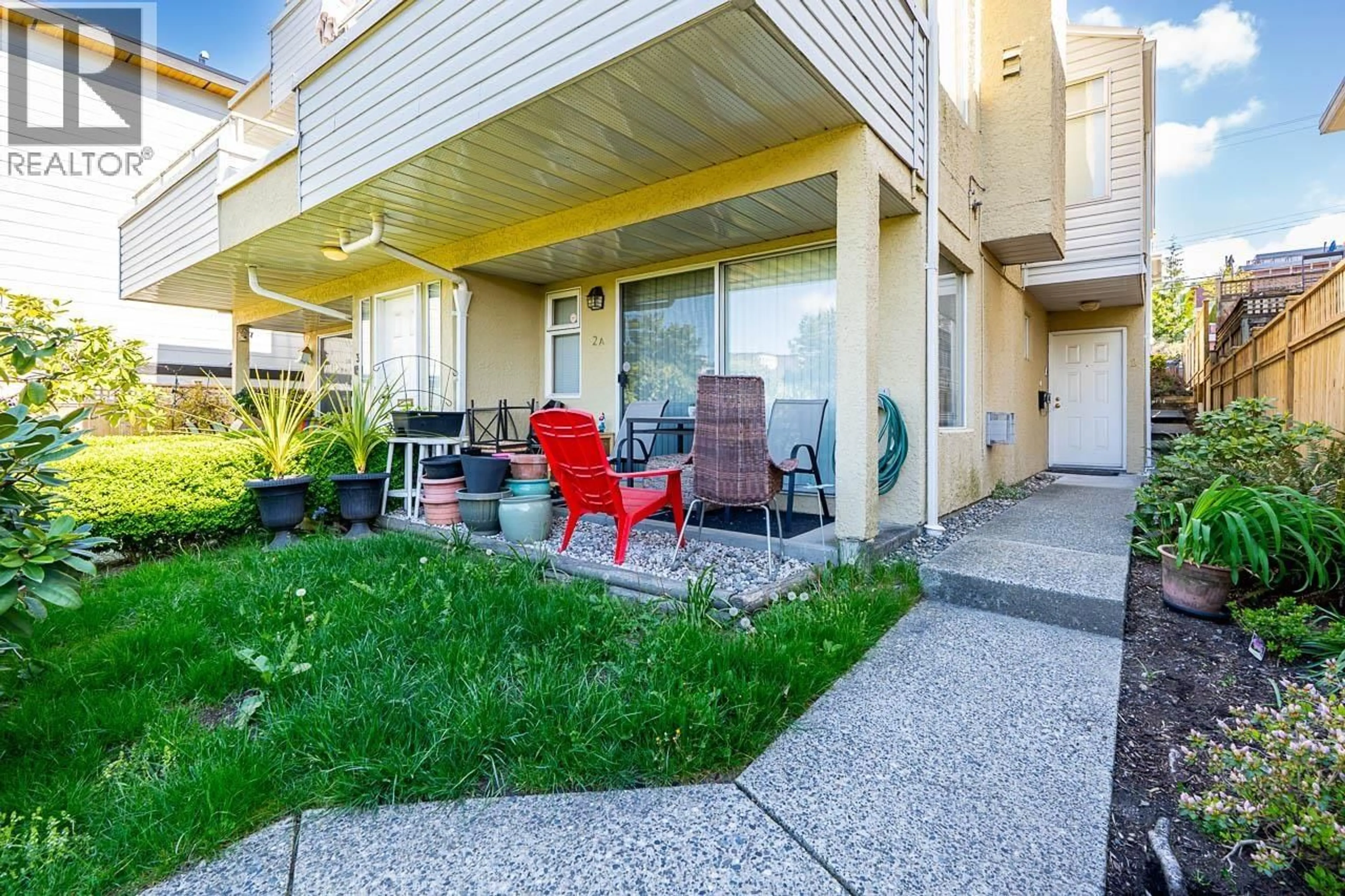 Patio, water/lake/river/ocean view for 238 4TH STREET, North Vancouver British Columbia V7M1H7