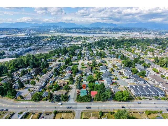 10810 129 STREET, Surrey 4