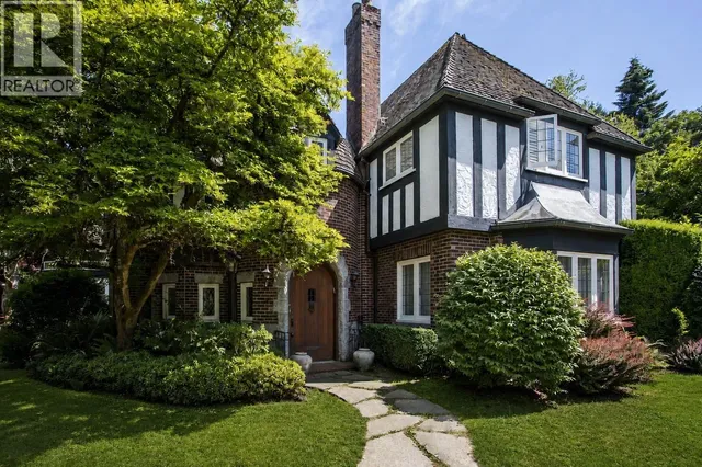 4576 CONNAUGHT DRIVE, Vancouver 2