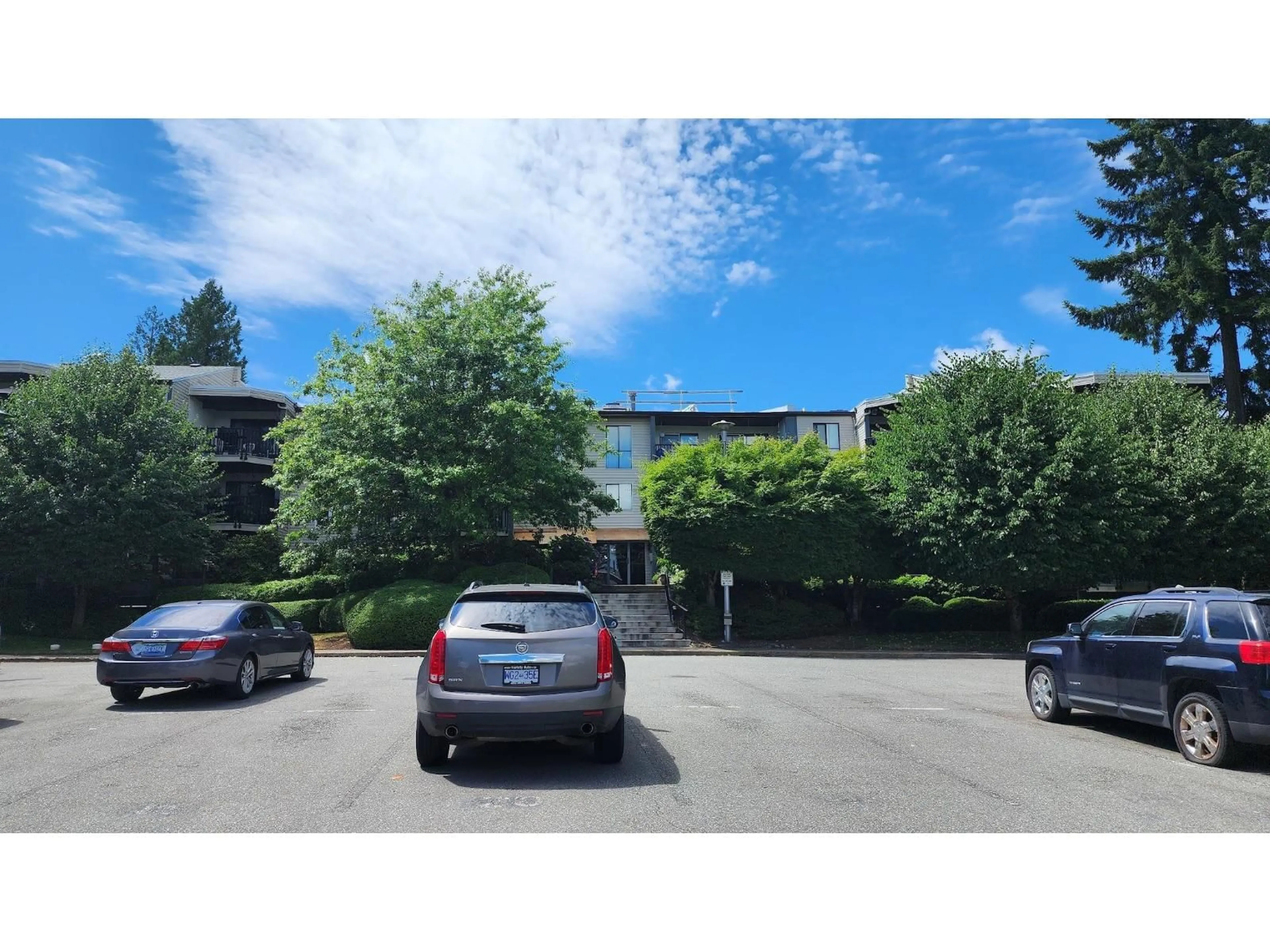 Unknown for 306 - 9952 149 STREET, Surrey British Columbia V3R7W7