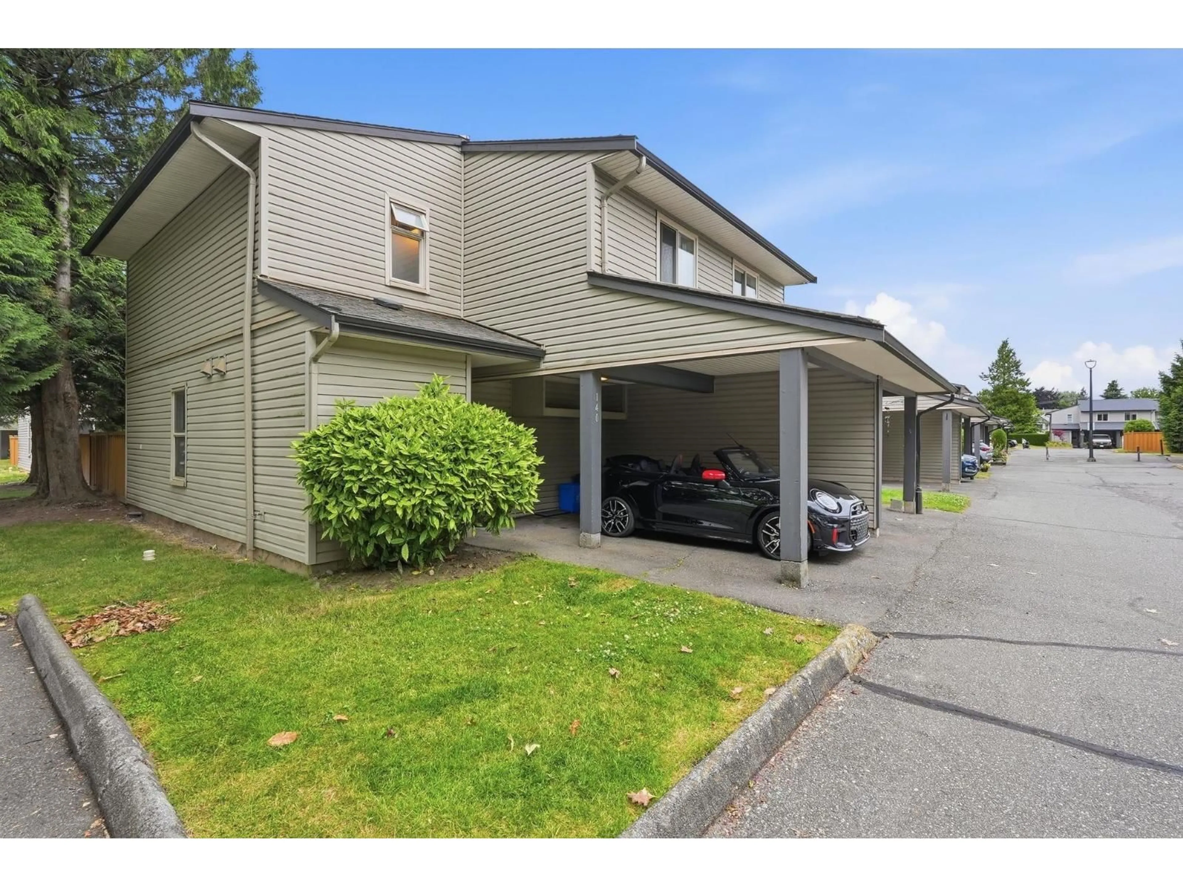 Unknown for 140 - 27456 32 AVENUE, Langley British Columbia V4W3P3