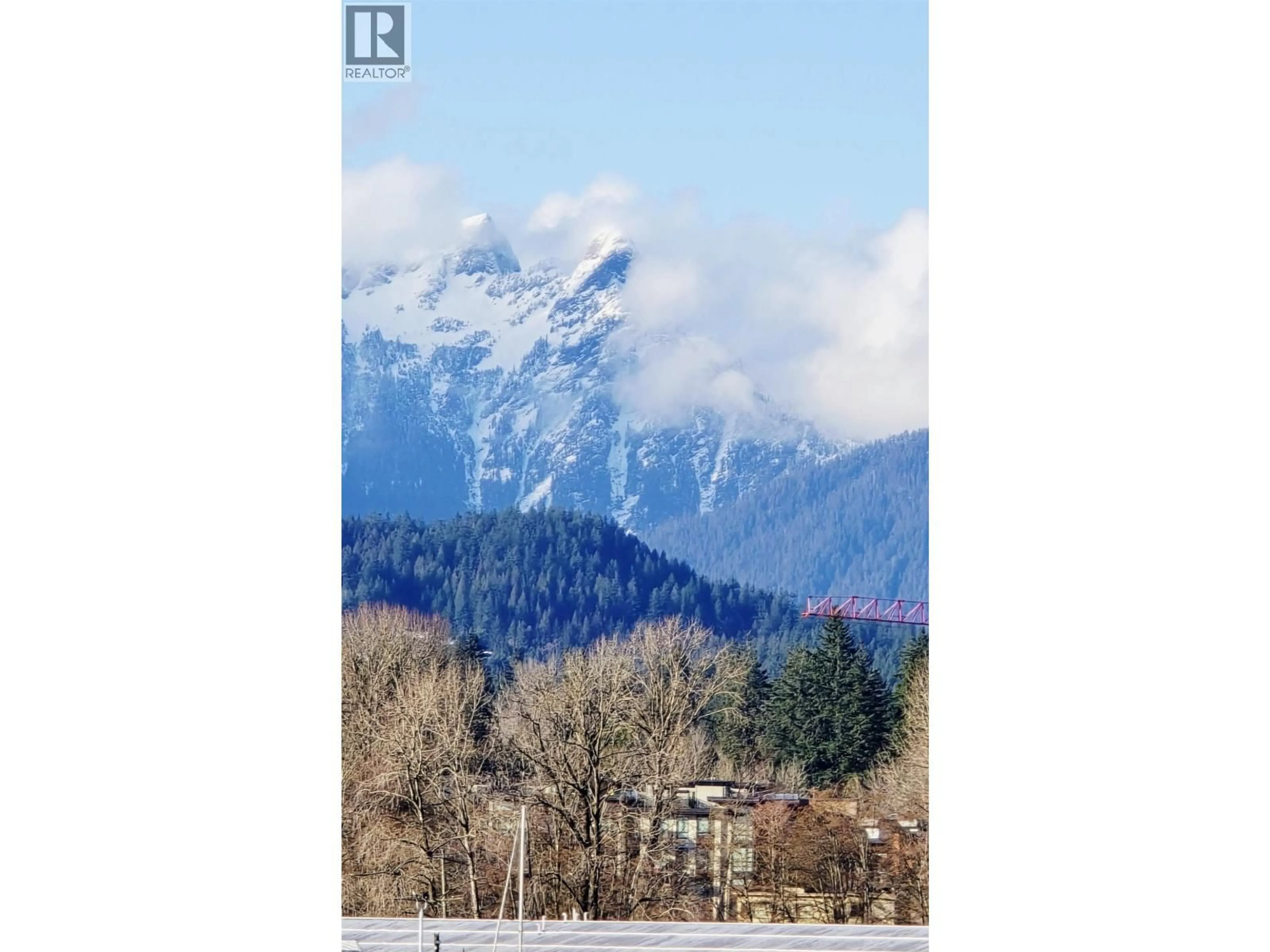 Blurry image for JNW33 - 415 ESPLANADE, North Vancouver British Columbia V7M1A6