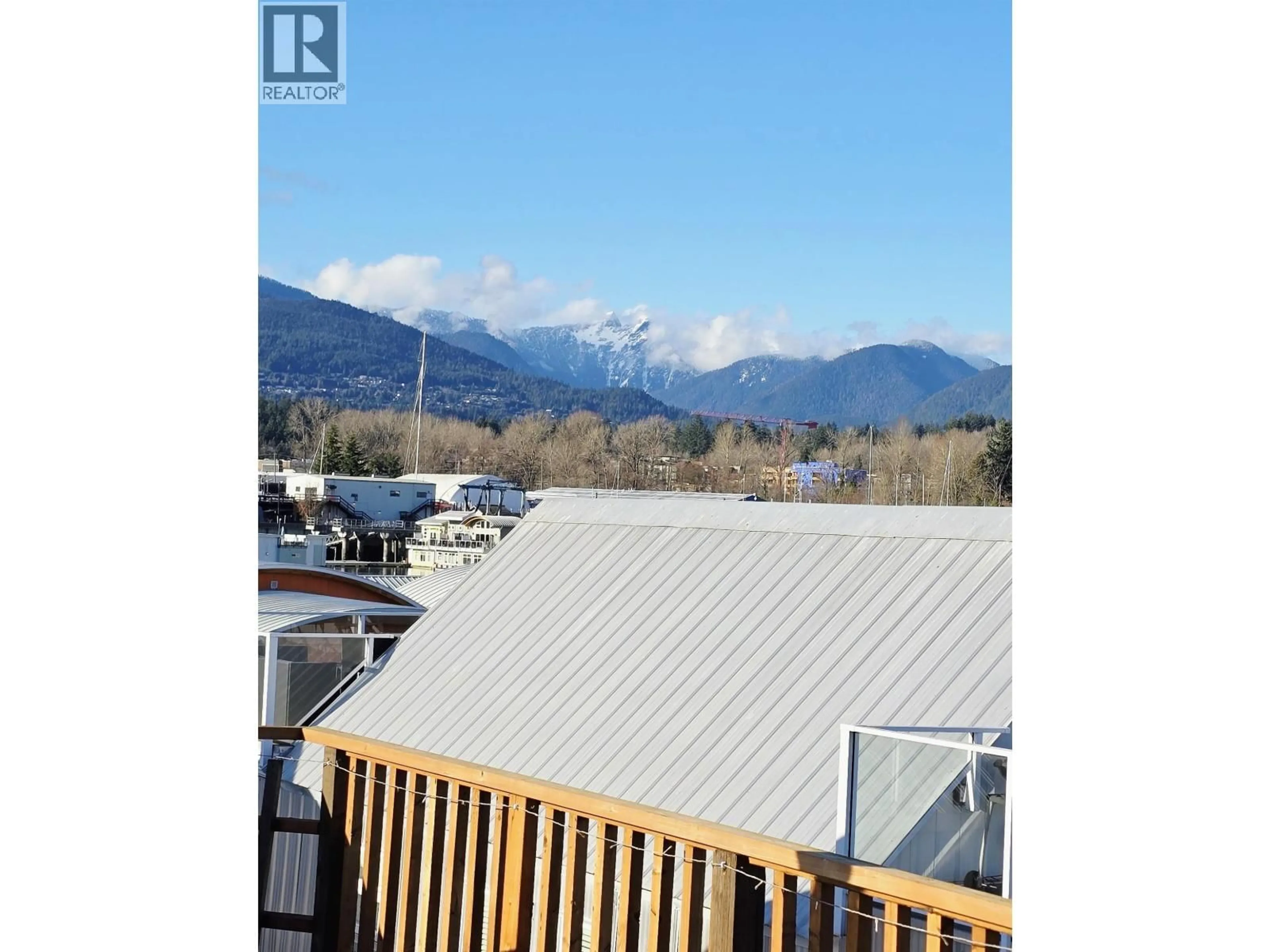 A pic from outside/outdoor area/front of a property/back of a property/a pic from drone, mountain view for JNW33 - 415 ESPLANADE, North Vancouver British Columbia V7M1A6