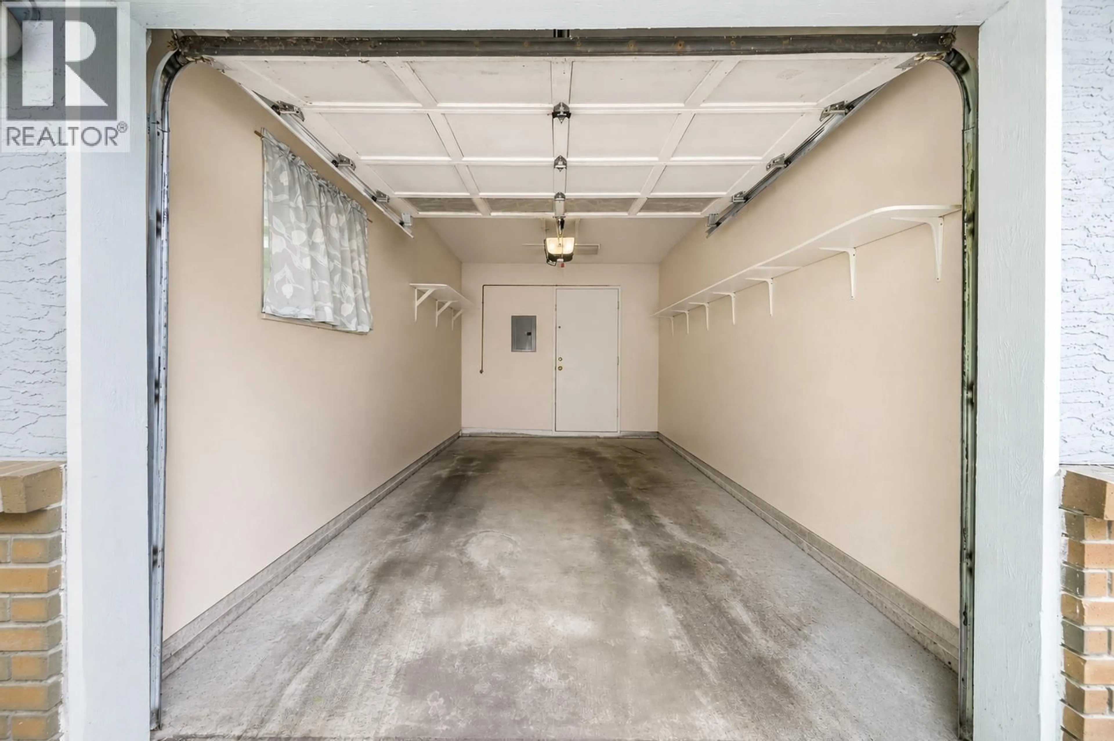 Indoor garage for 23 - 8780 BENNETT ROAD, Richmond British Columbia V6Y1N7