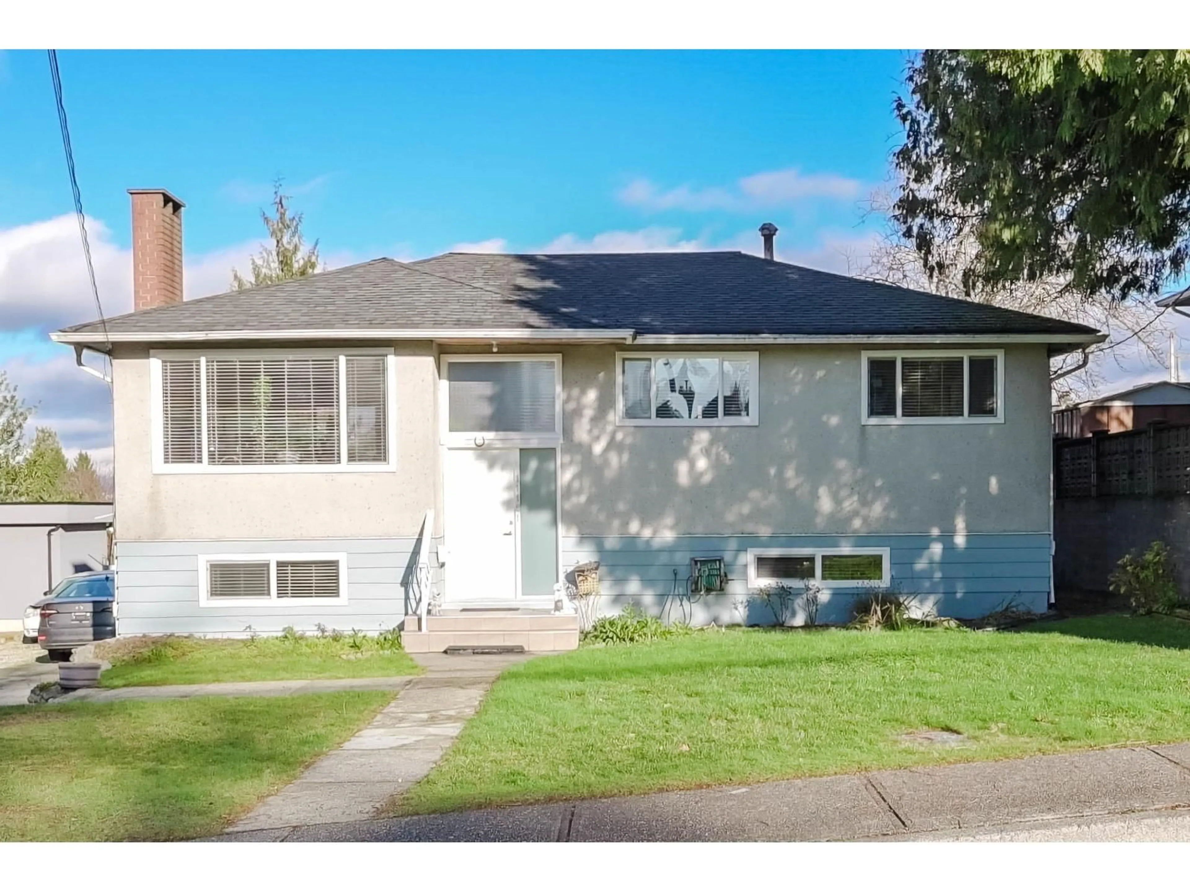Home with vinyl exterior material, street for 11181 90 AVENUE, Delta British Columbia V4C3H1