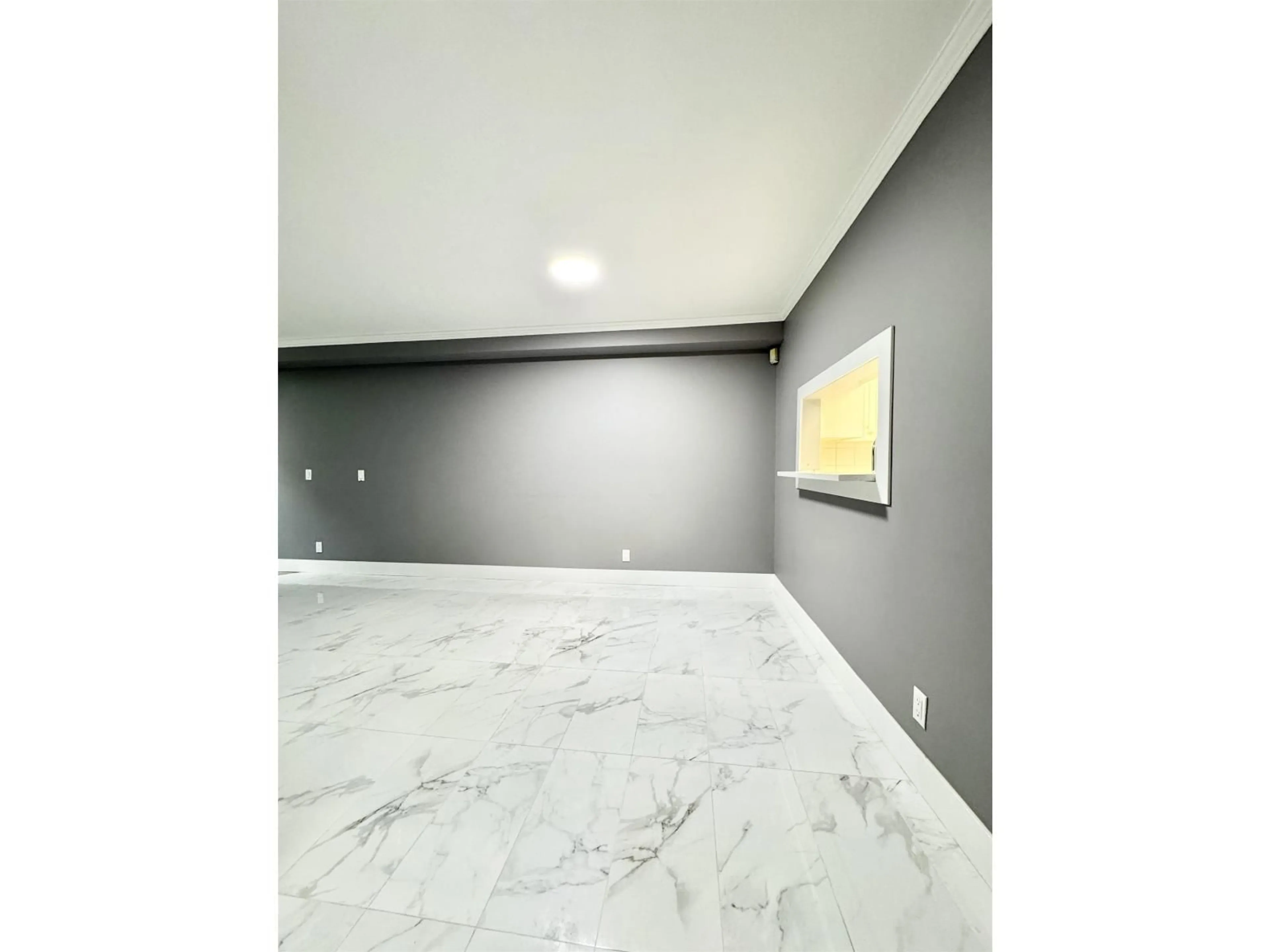 A pic of a room for 104 - 9865 140 STREET, Surrey British Columbia V3T4M4