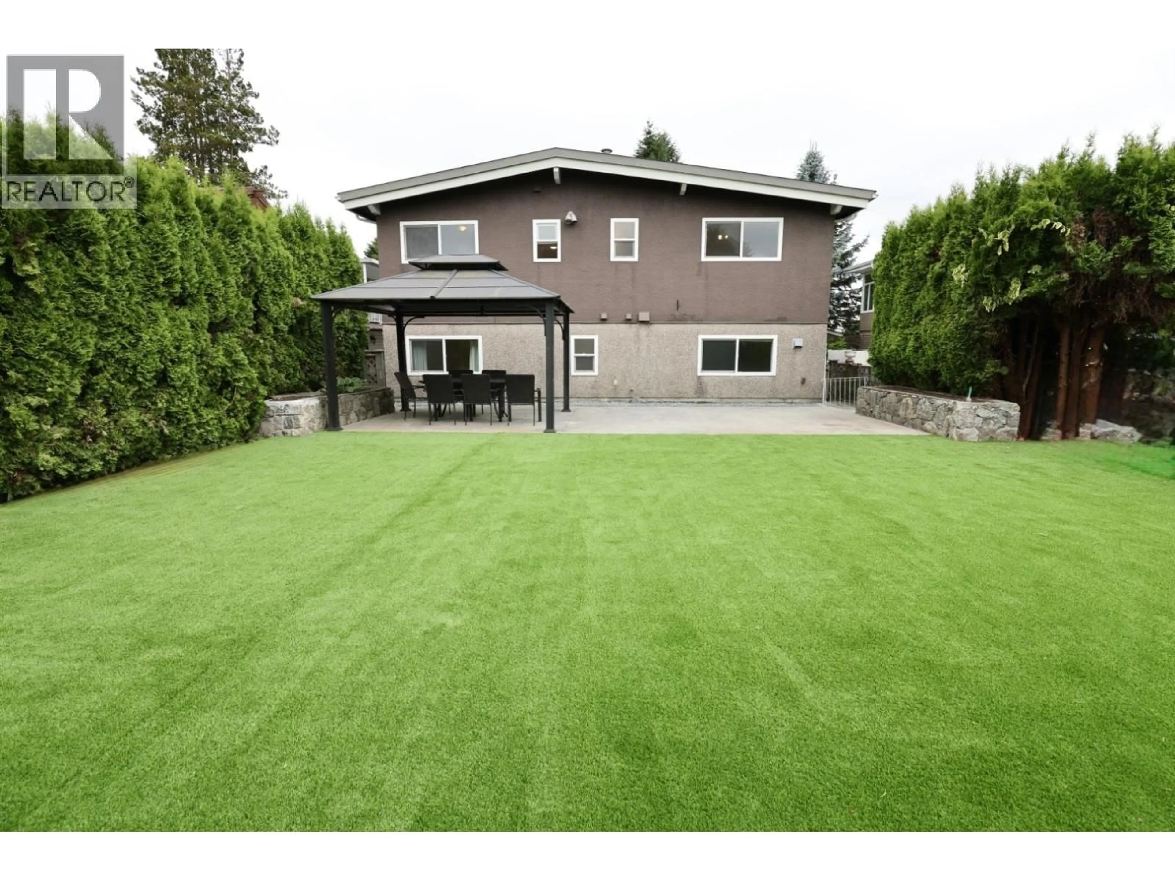 Unknown for 951 EVERETT CRESCENT, Burnaby British Columbia V5A2N6