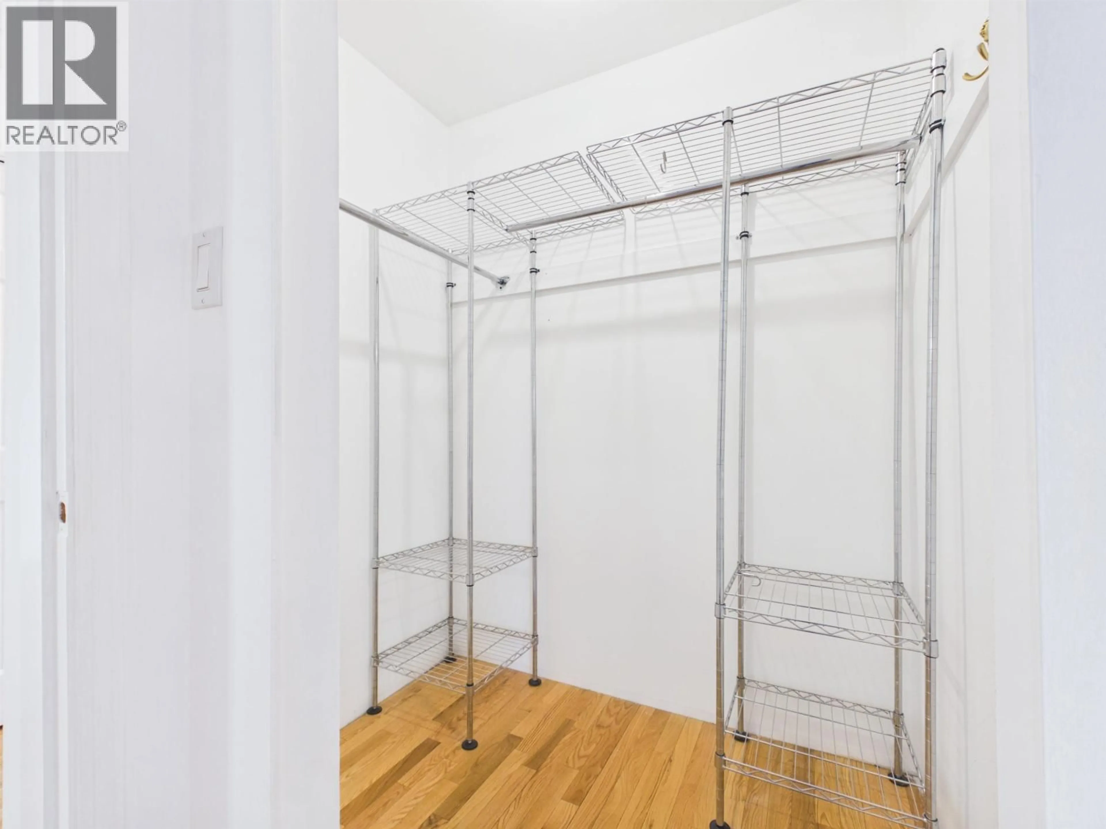 Storage room or clothes room or walk-in closet for 951 EVERETT CRESCENT, Burnaby British Columbia V5A2N6