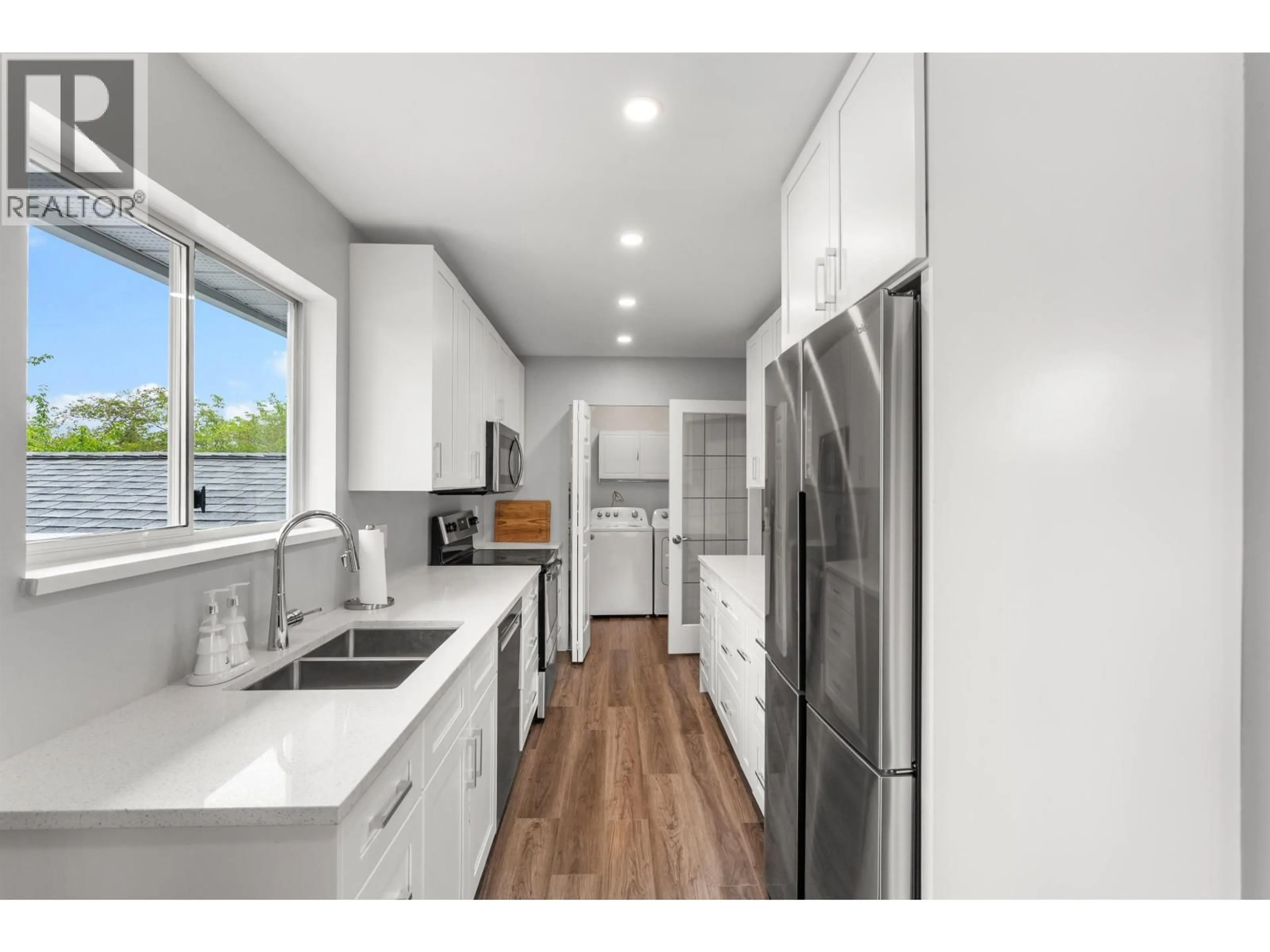 Open concept kitchen, unknown for 2 - 6320 48A AVENUE, Delta British Columbia V4K4W3