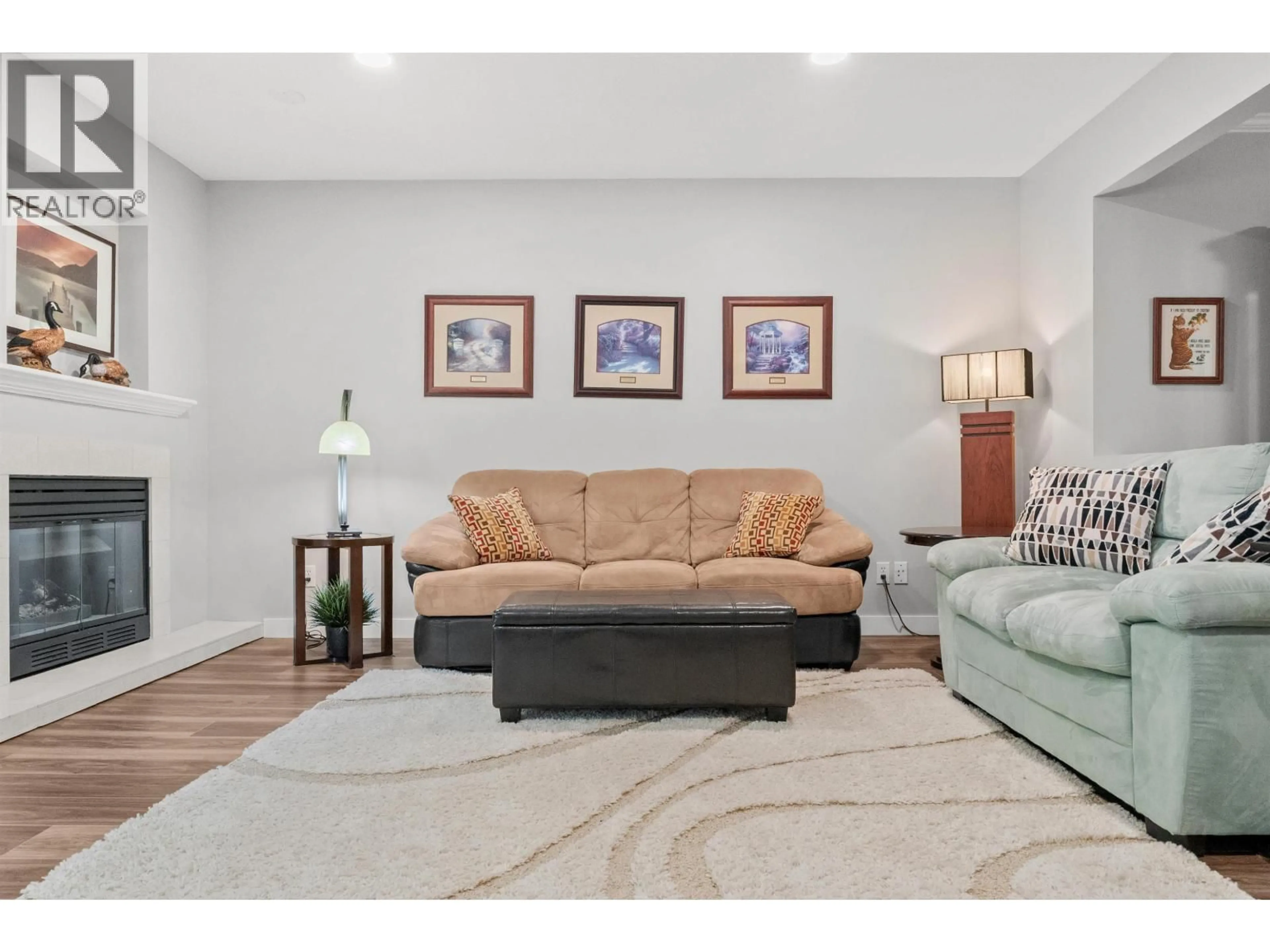 Living room with furniture, unknown for 2 - 6320 48A AVENUE, Delta British Columbia V4K4W3