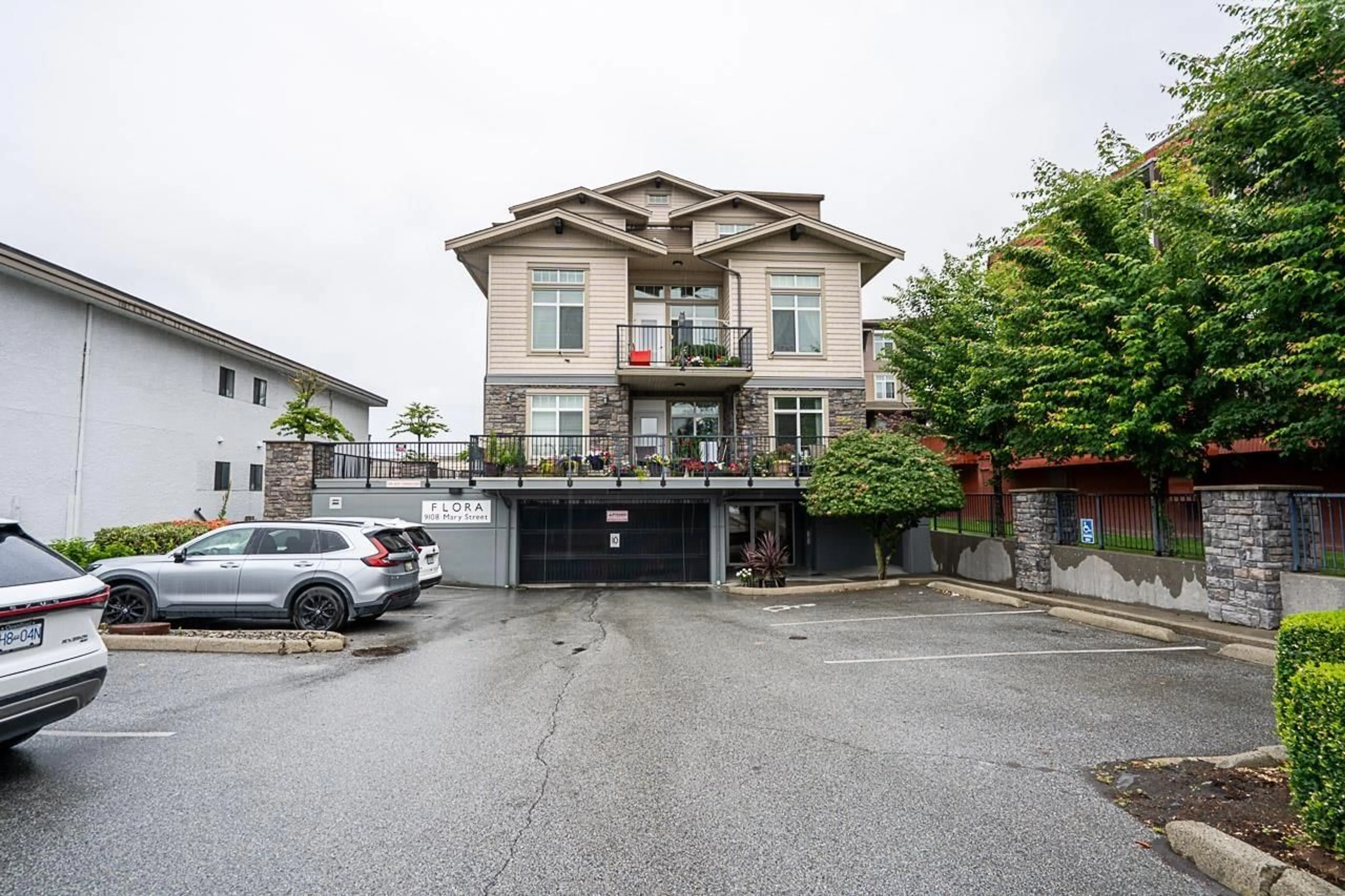 Patio, street for 107 - 9108 MARY STREET, Chilliwack British Columbia V2P4J1