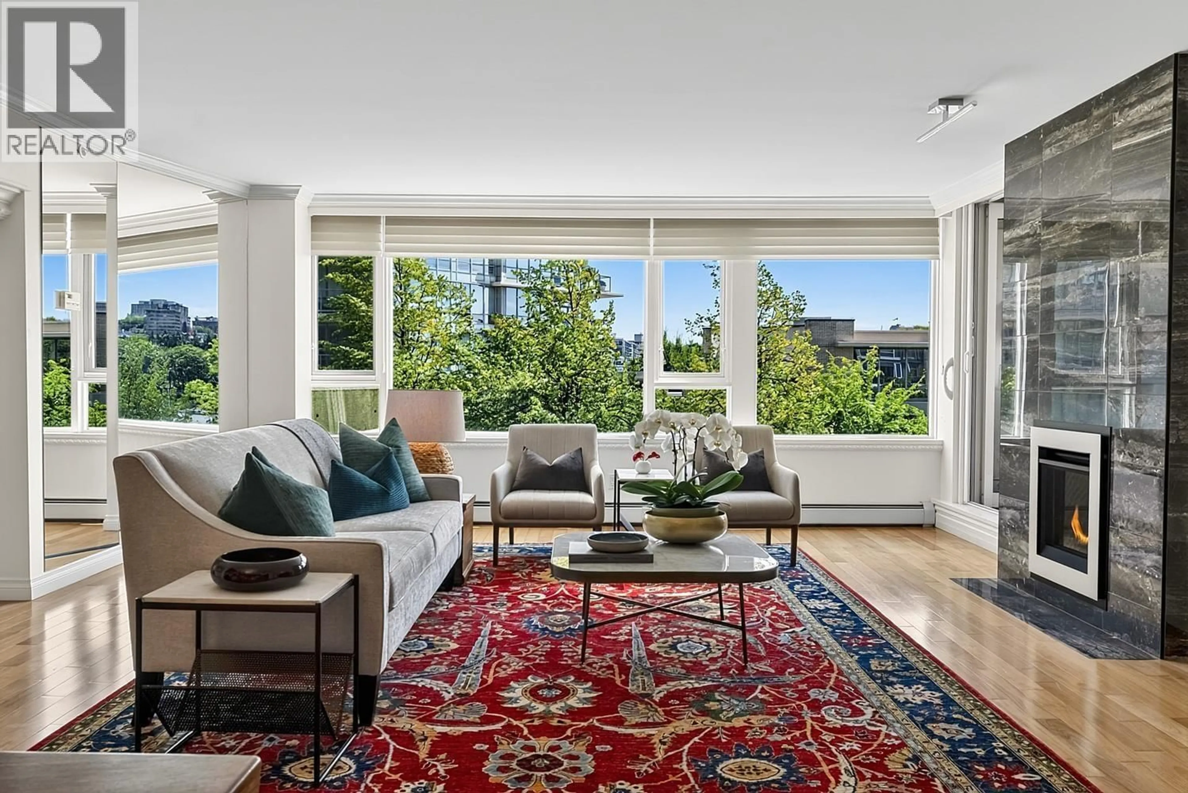 Living room with furniture, carpet floor for 306 - 1383 MARINASIDE CRESCENT, Vancouver British Columbia V6Z2W9