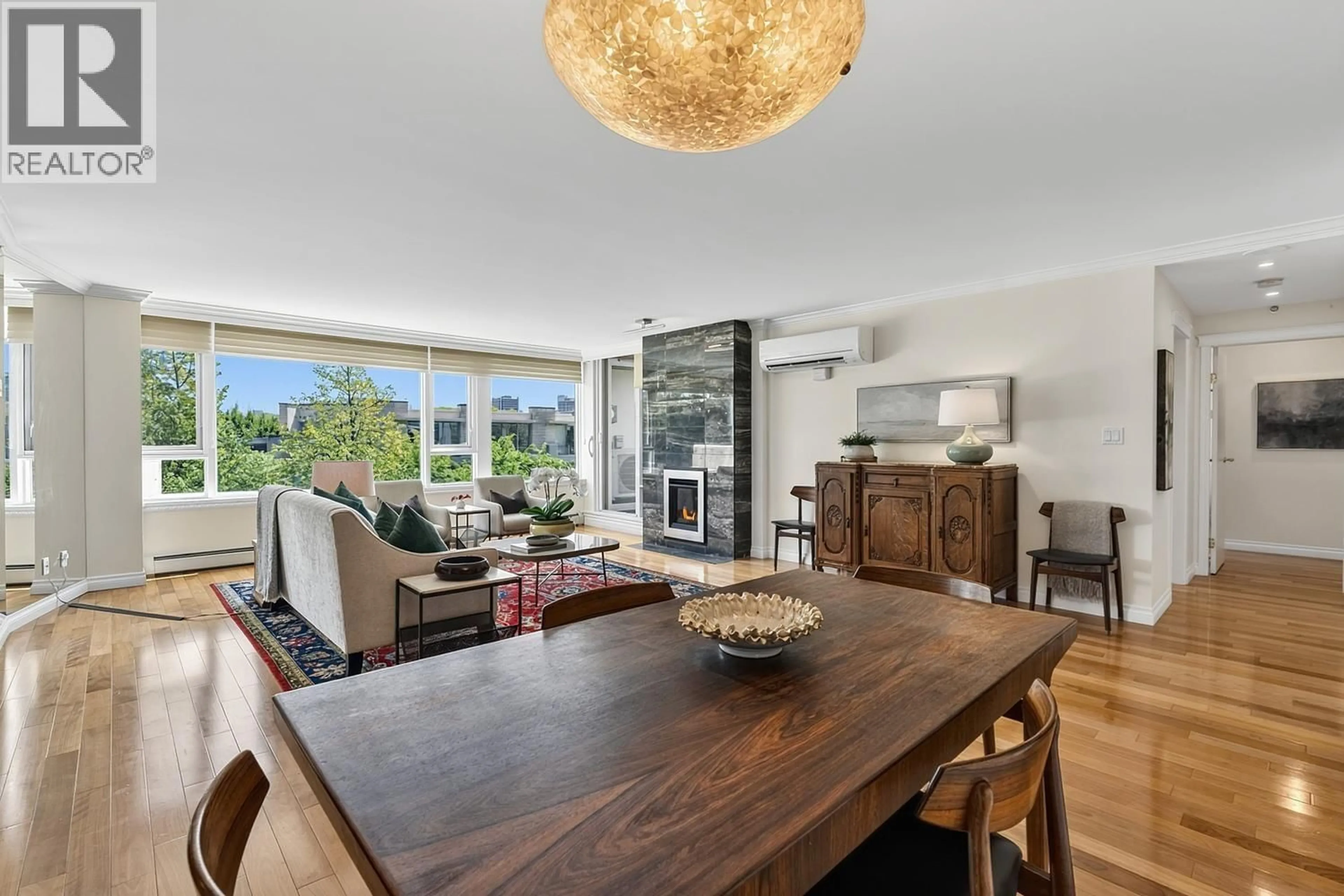 Living room with furniture, unknown for 306 - 1383 MARINASIDE CRESCENT, Vancouver British Columbia V6Z2W9