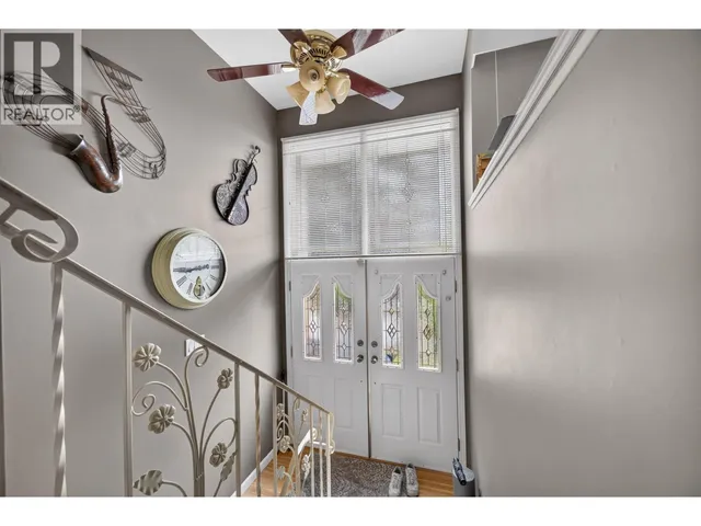 1576 PITT RIVER ROAD, Port Coquitlam 3