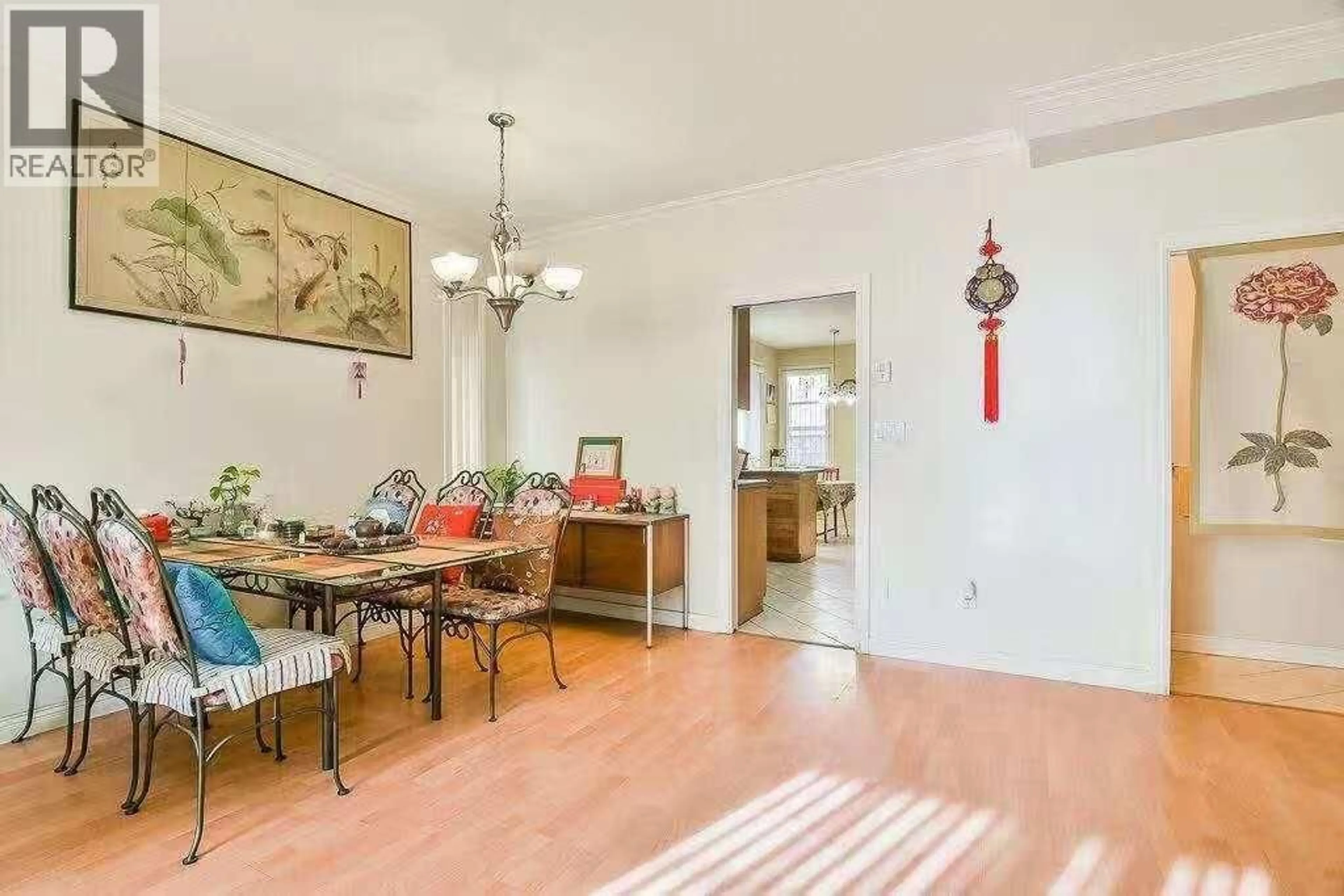 Dining room, unknown for 5737 RUMBLE STREET, Burnaby British Columbia V5J2C3