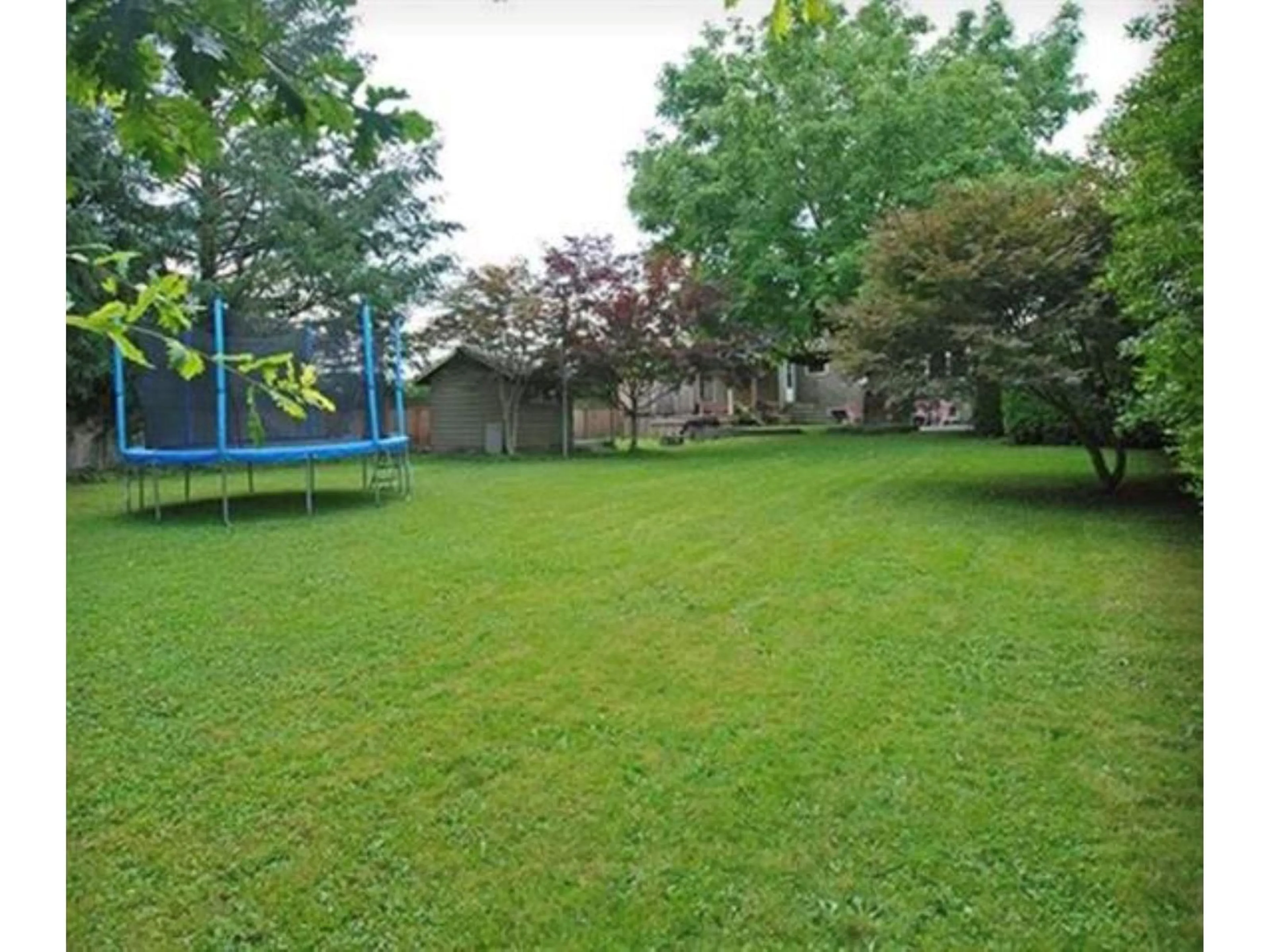 Patio, unknown for 9754 OAK STREET, Chilliwack British Columbia V2P5A4