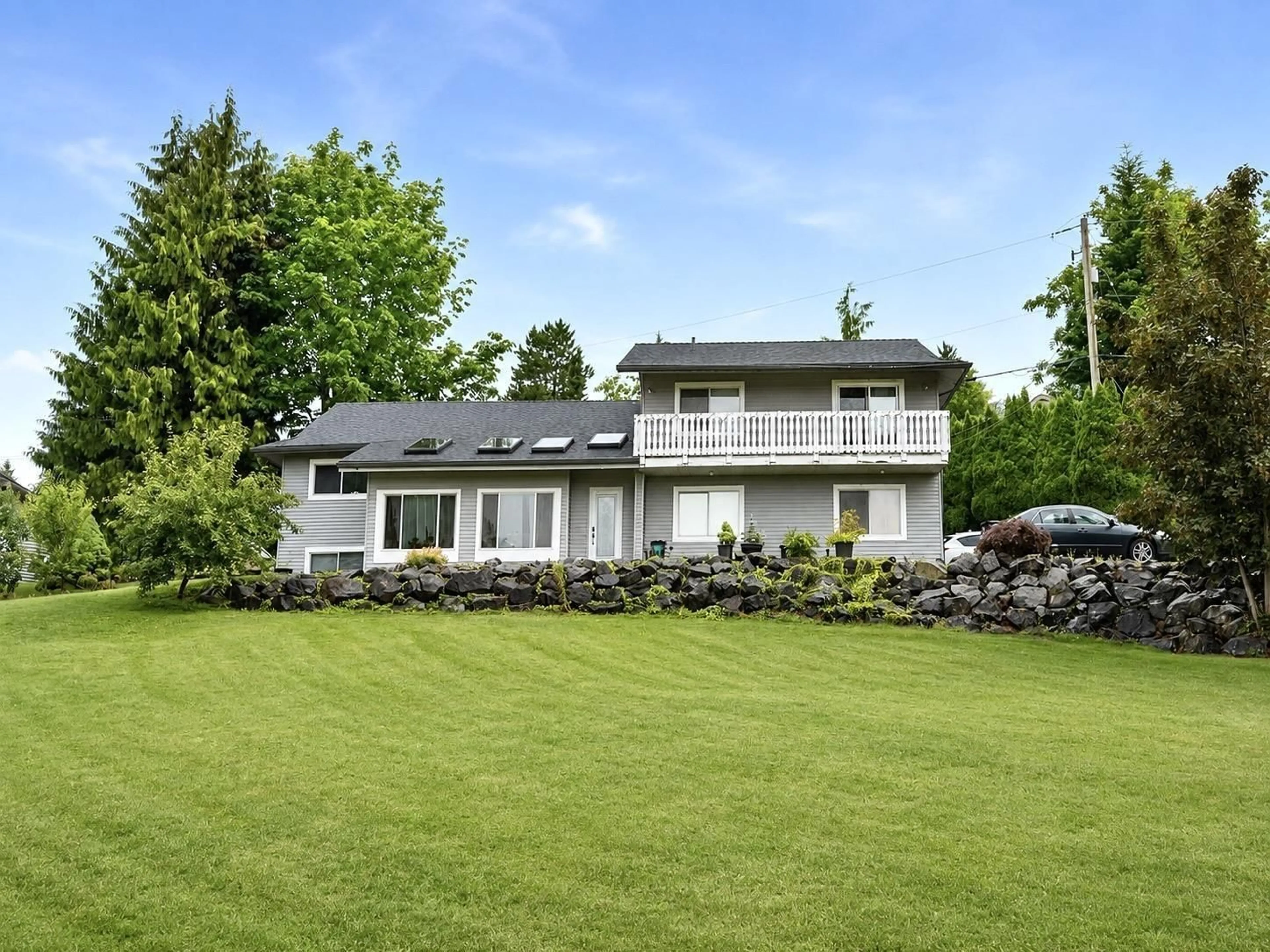 A pic from outside/outdoor area/front of a property/back of a property/a pic from drone, unknown for 1783 EVERETT ROAD, Abbotsford British Columbia V2S7S4