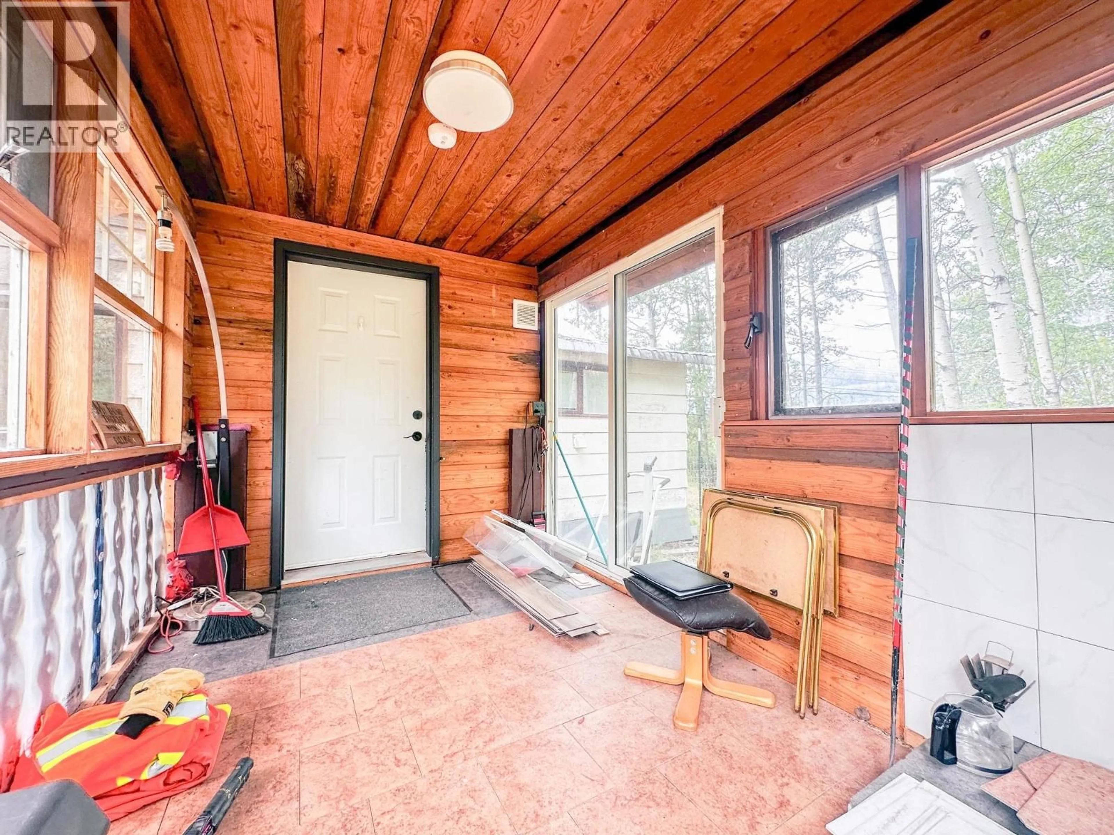 Indoor entryway for 1880 NASH ROAD, Burns Lake British Columbia V0J1E1