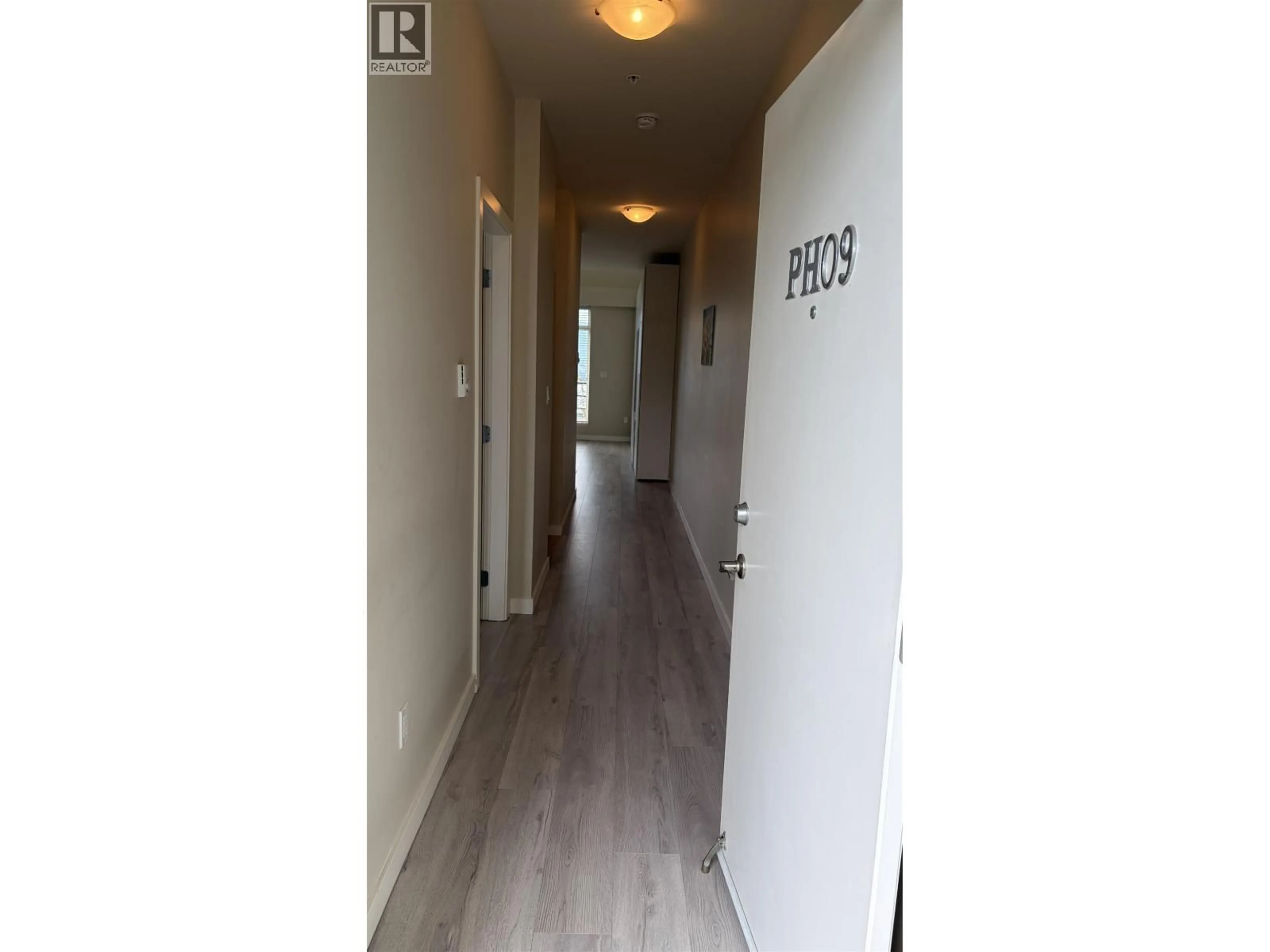 Unknown for PH09 - 5288 GRIMMER STREET, Burnaby British Columbia V5H0C5