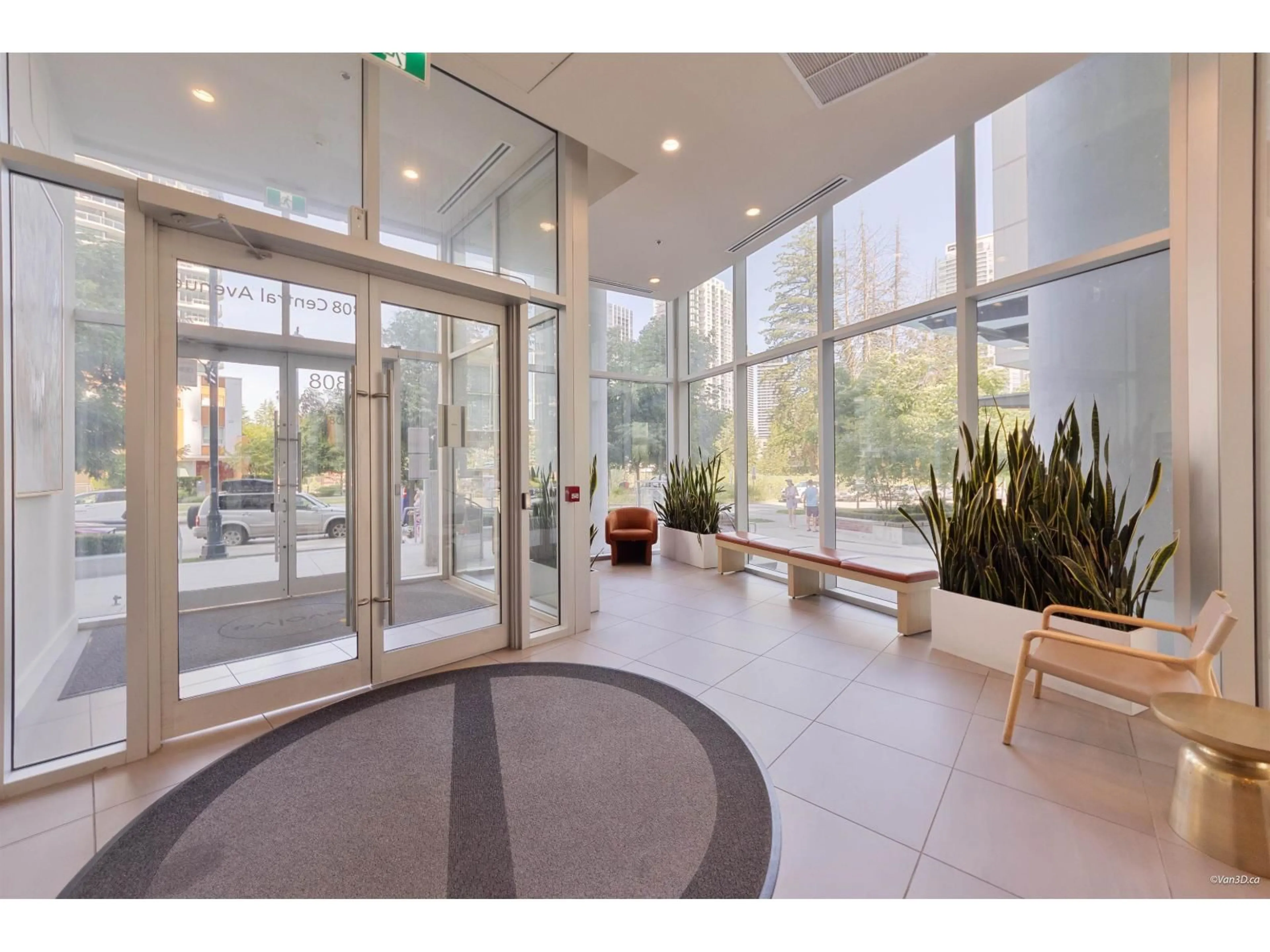 Indoor foyer for 3303 - 13308 CENTRAL AVENUE, Surrey British Columbia V3T0M4
