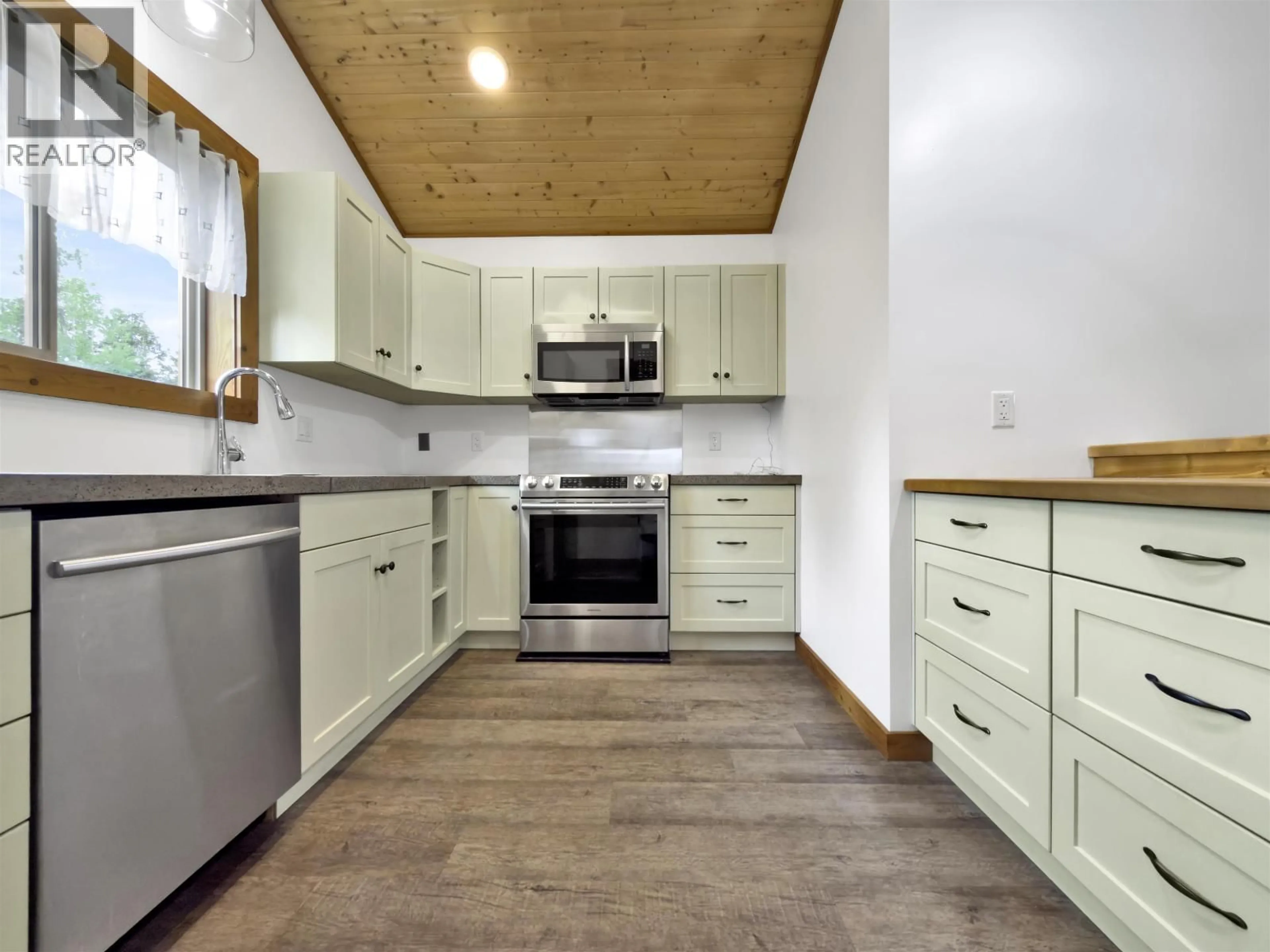 Open concept kitchen, unknown for 3099 PRITCHARD ROAD, Williams Lake British Columbia V0L1G0