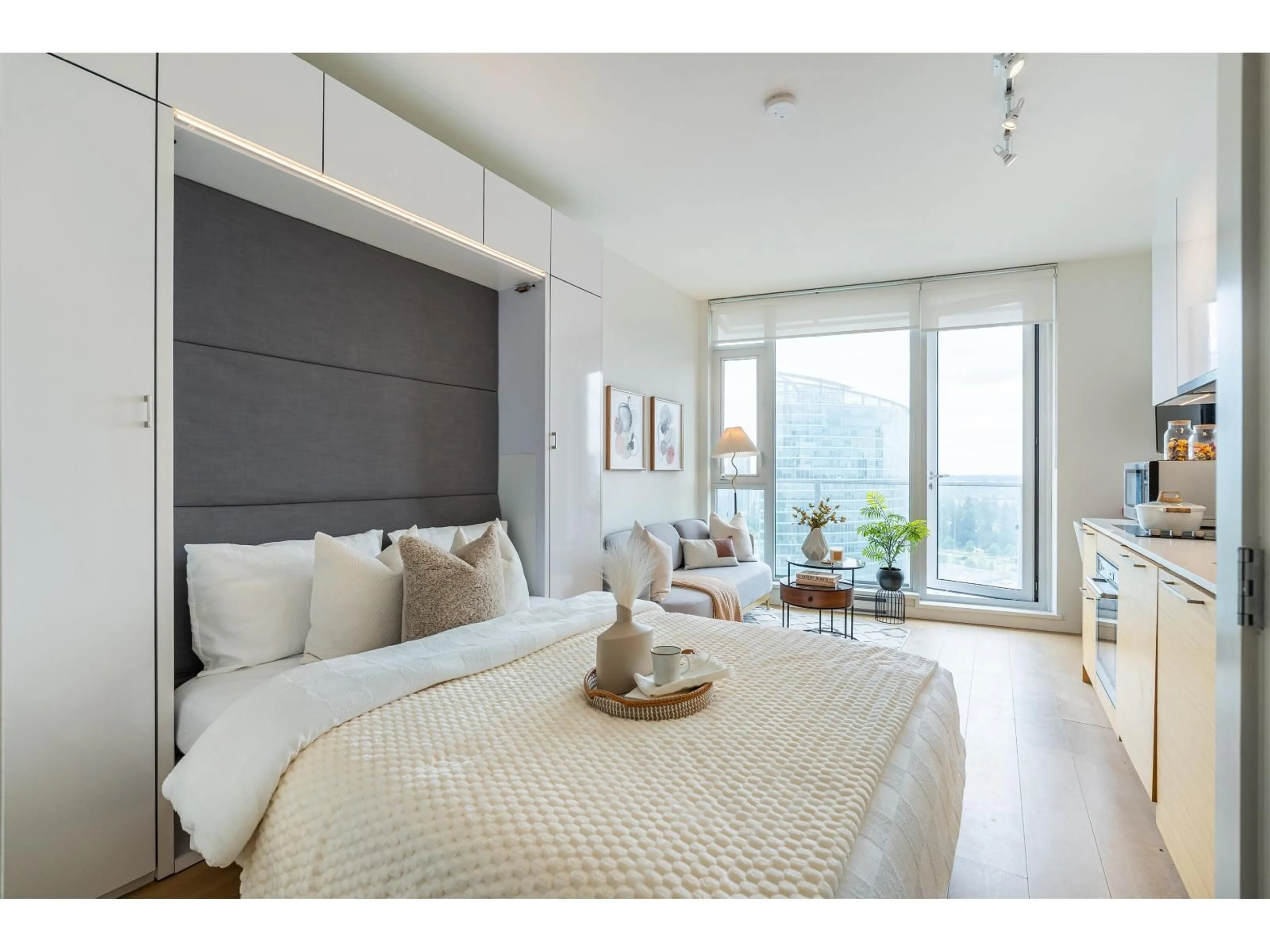 Bedroom with bed, wood/laminate floor for 2801 - 13438 CENTRAL AVENUE, Surrey British Columbia V3T0N2