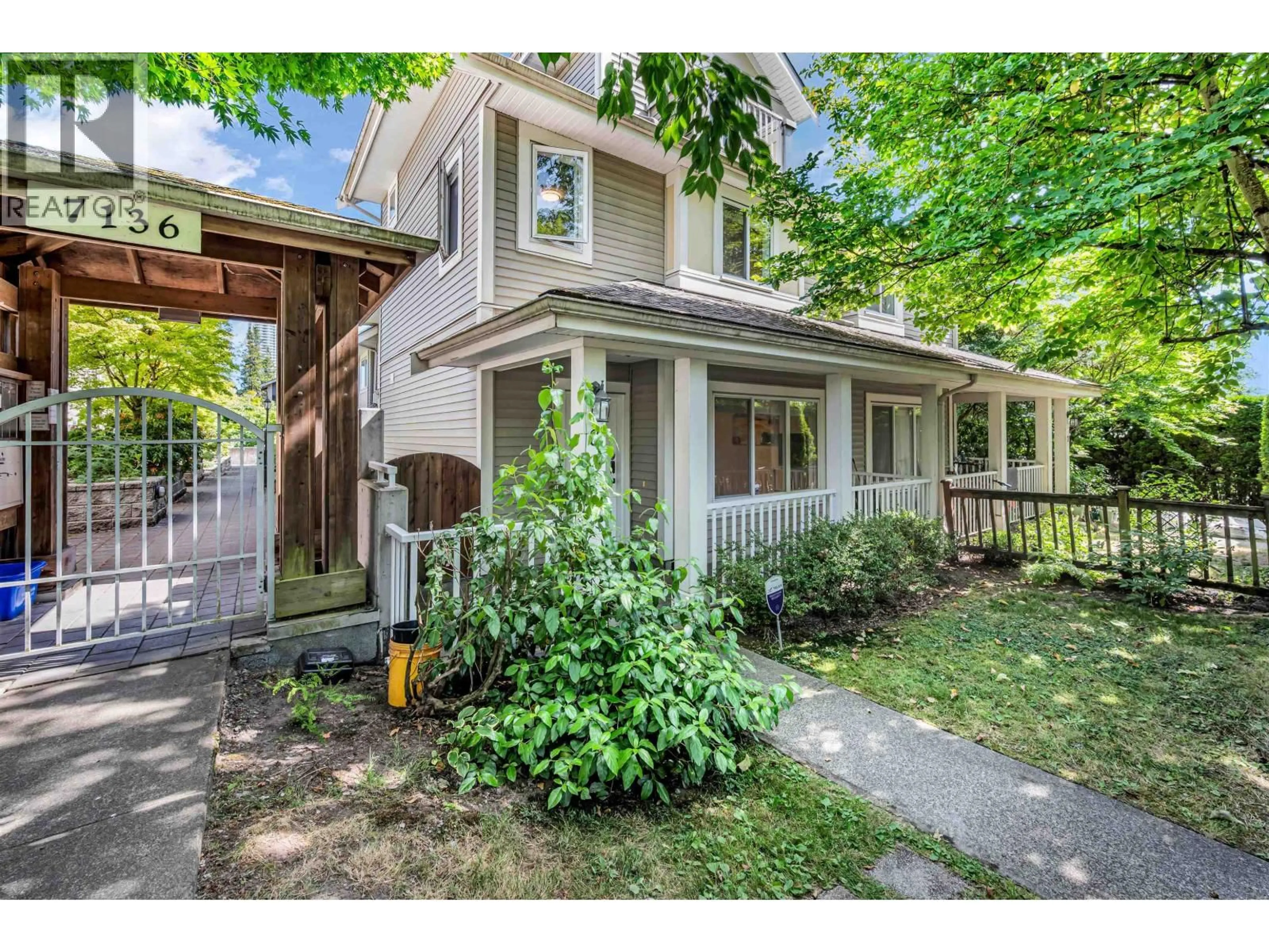 Unknown for 8 - 7136 18TH AVENUE, Burnaby British Columbia V3N1H1