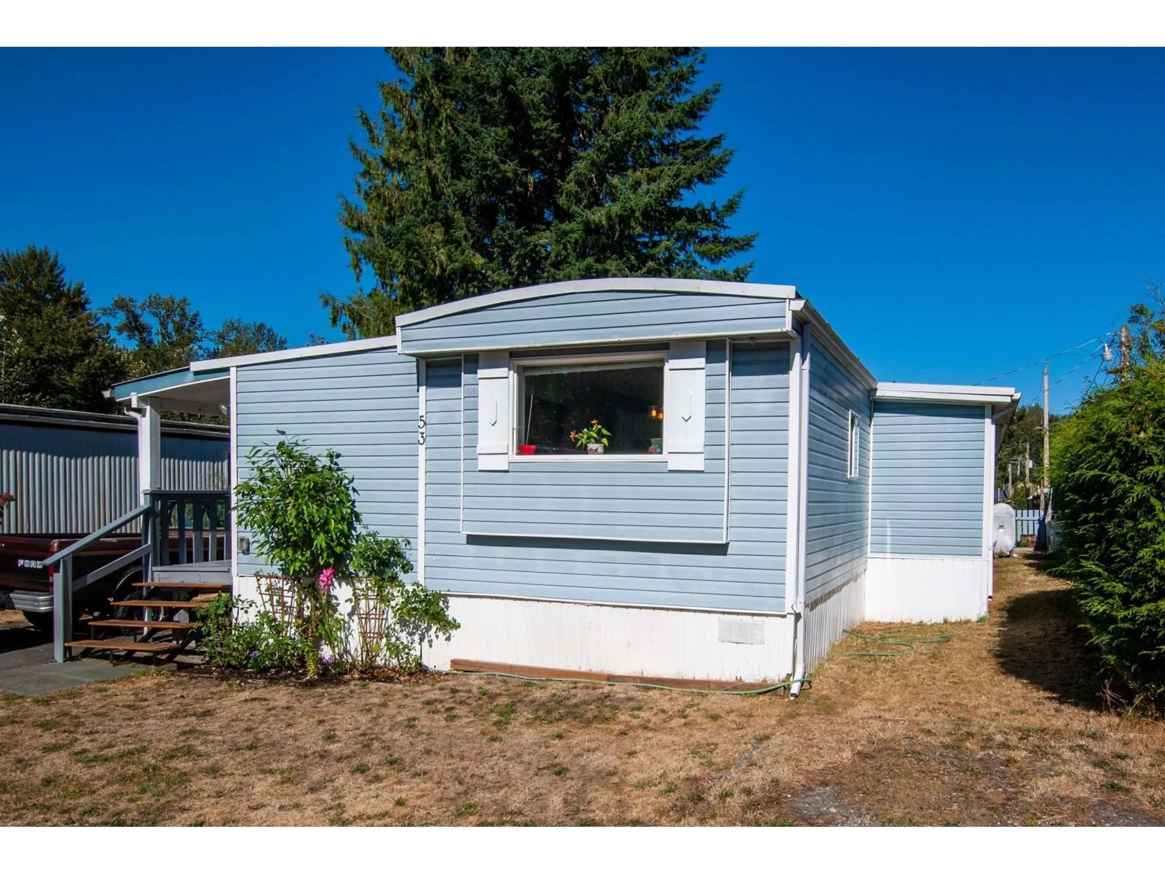 Home with vinyl exterior material, street for 53 - 46484 CHILLIWACK LAKE ROAD, Chilliwack British Columbia V2R3R8
