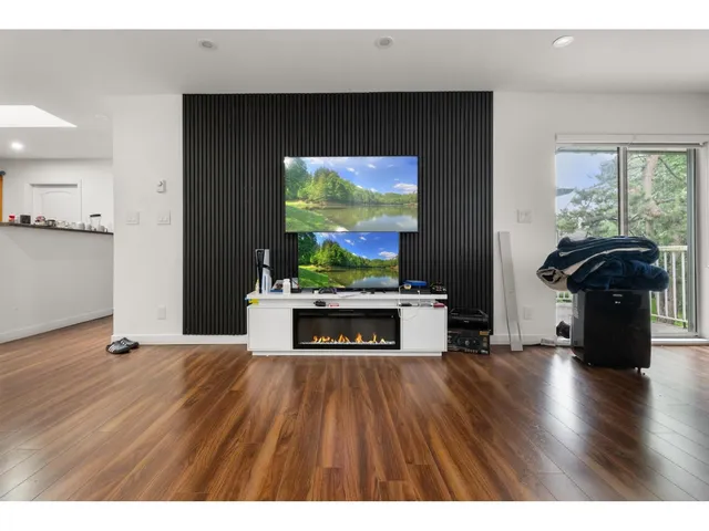 1006 - 1750 MCKENZIE ROAD, Abbotsford 3