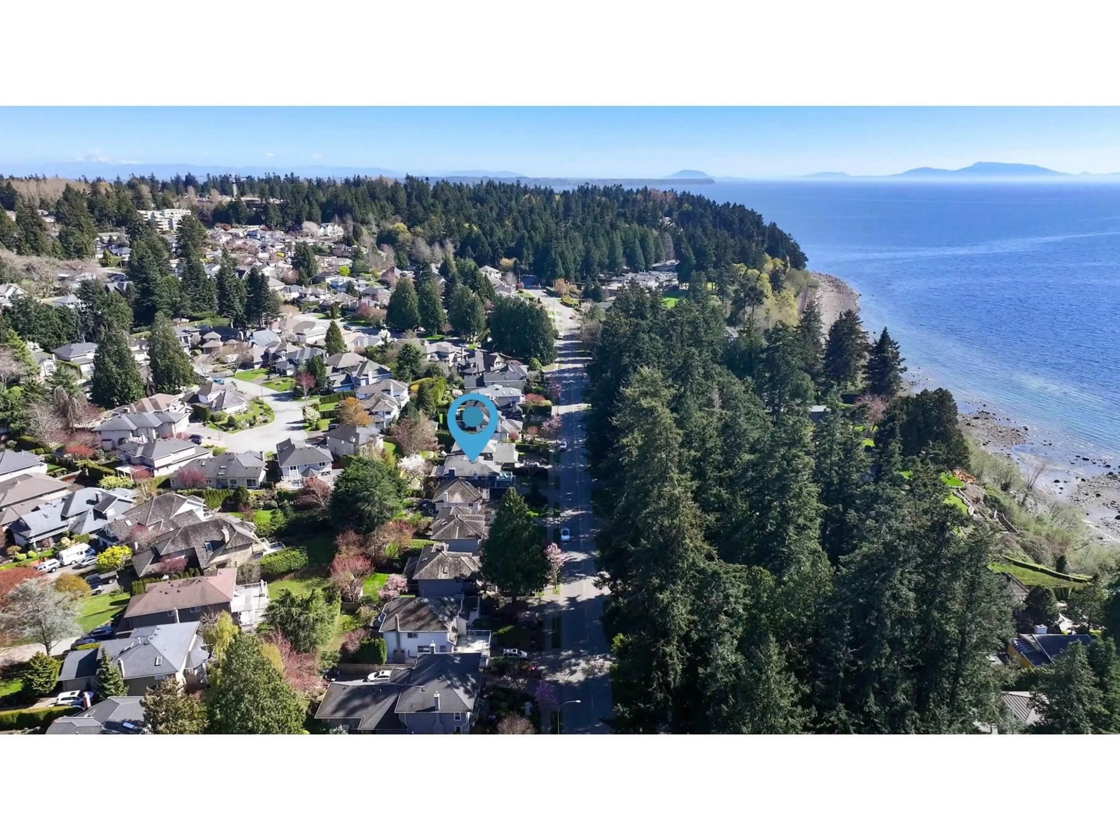A pic from outside/outdoor area/front of a property/back of a property/a pic from drone, water/lake/river/ocean view for 1834 OCEAN PARK ROAD, Surrey British Columbia V4A3M3