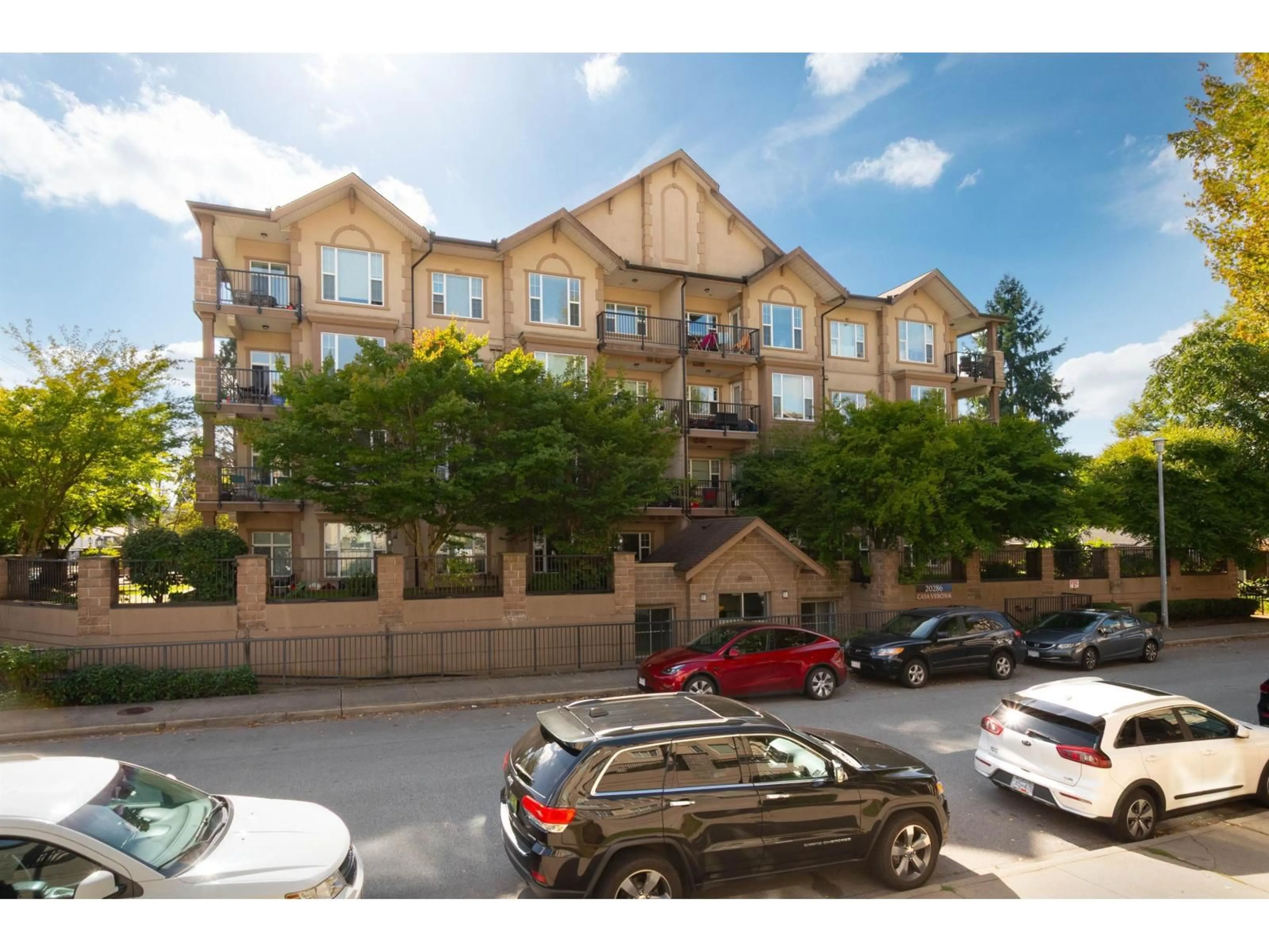 Unknown for 101 - 20286 53A AVENUE, Langley British Columbia V3A0A8