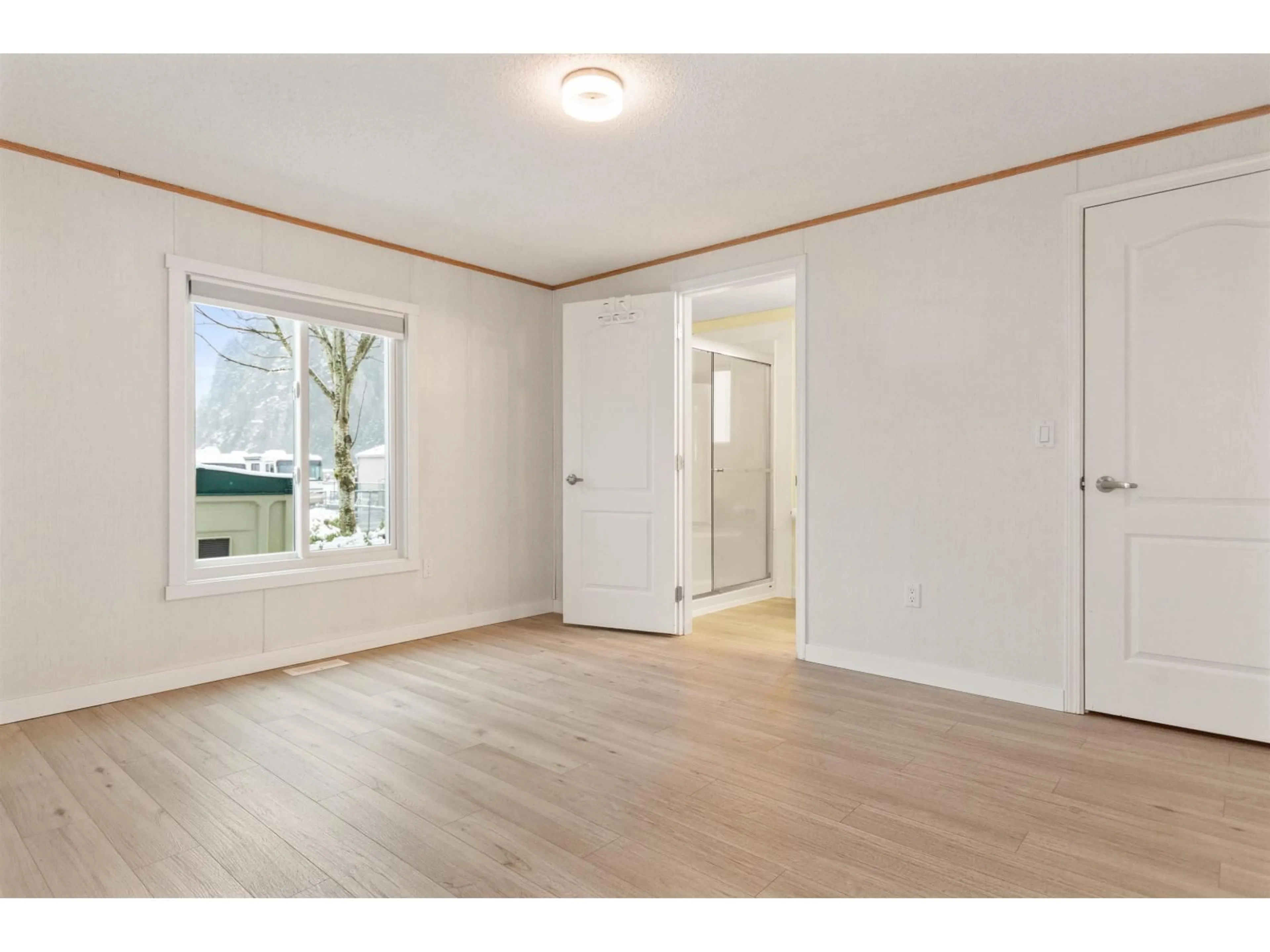 A pic of a room for 14 - 62790 FLOOD HOPE ROAD, Hope British Columbia V0X1L2