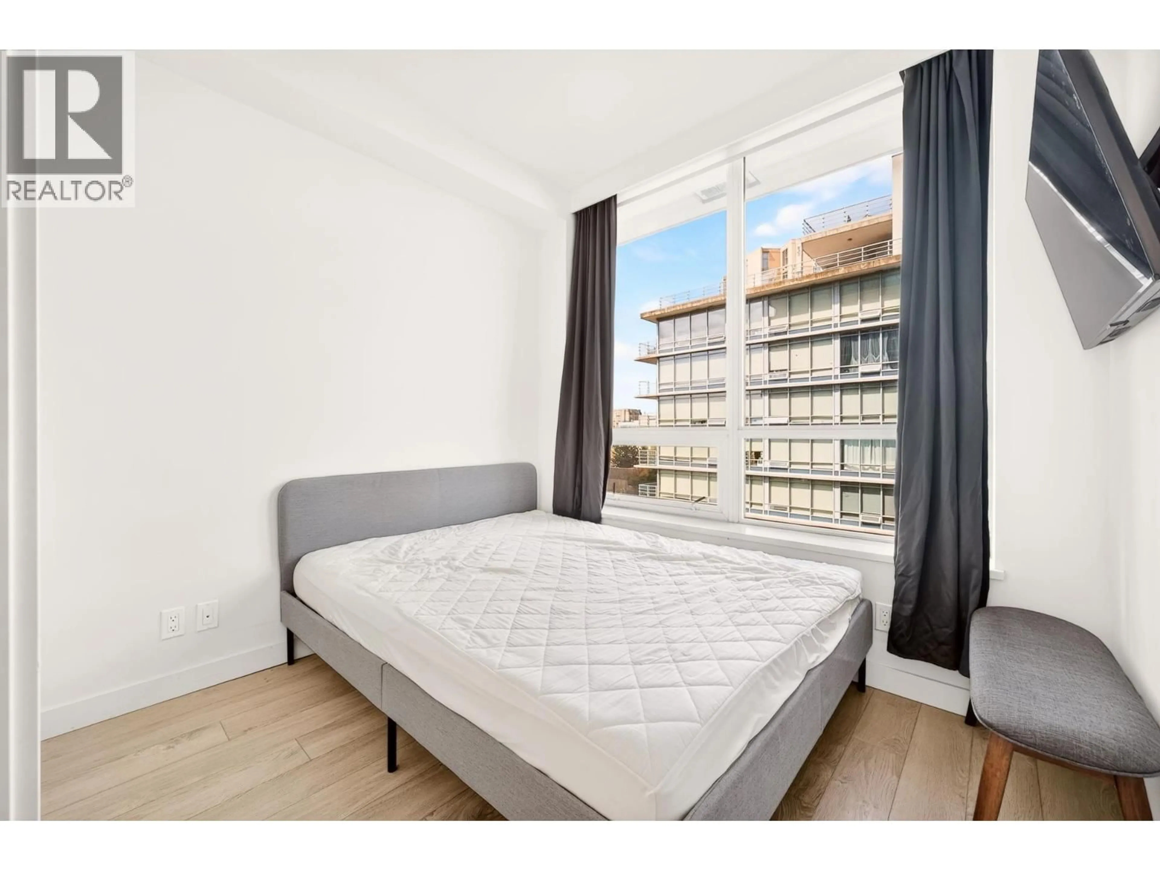 Bedroom with bed, unknown for 807 - 5599 COONEY ROAD, Richmond British Columbia V6X0N8