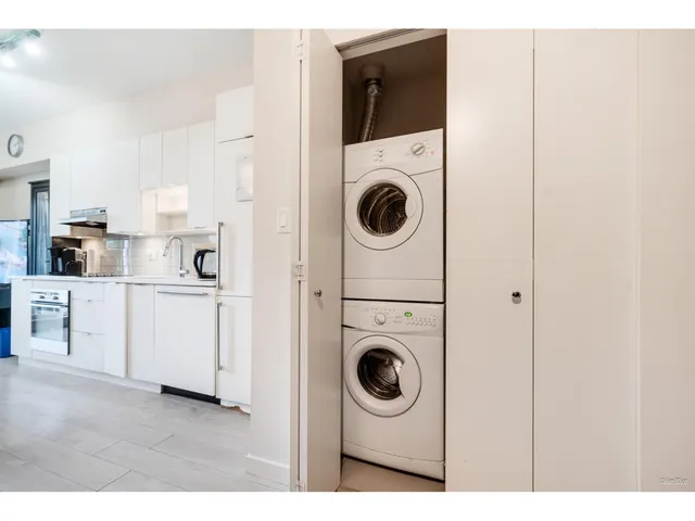 101 - 13678 GROSVENOR ROAD, Surrey 5