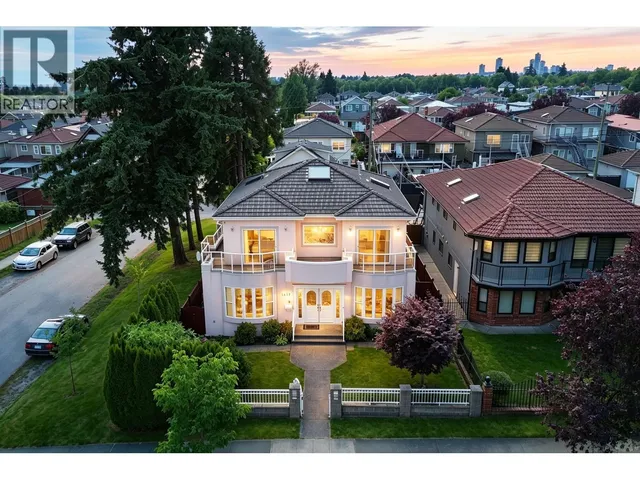 6899 FLEMING STREET, Vancouver 2