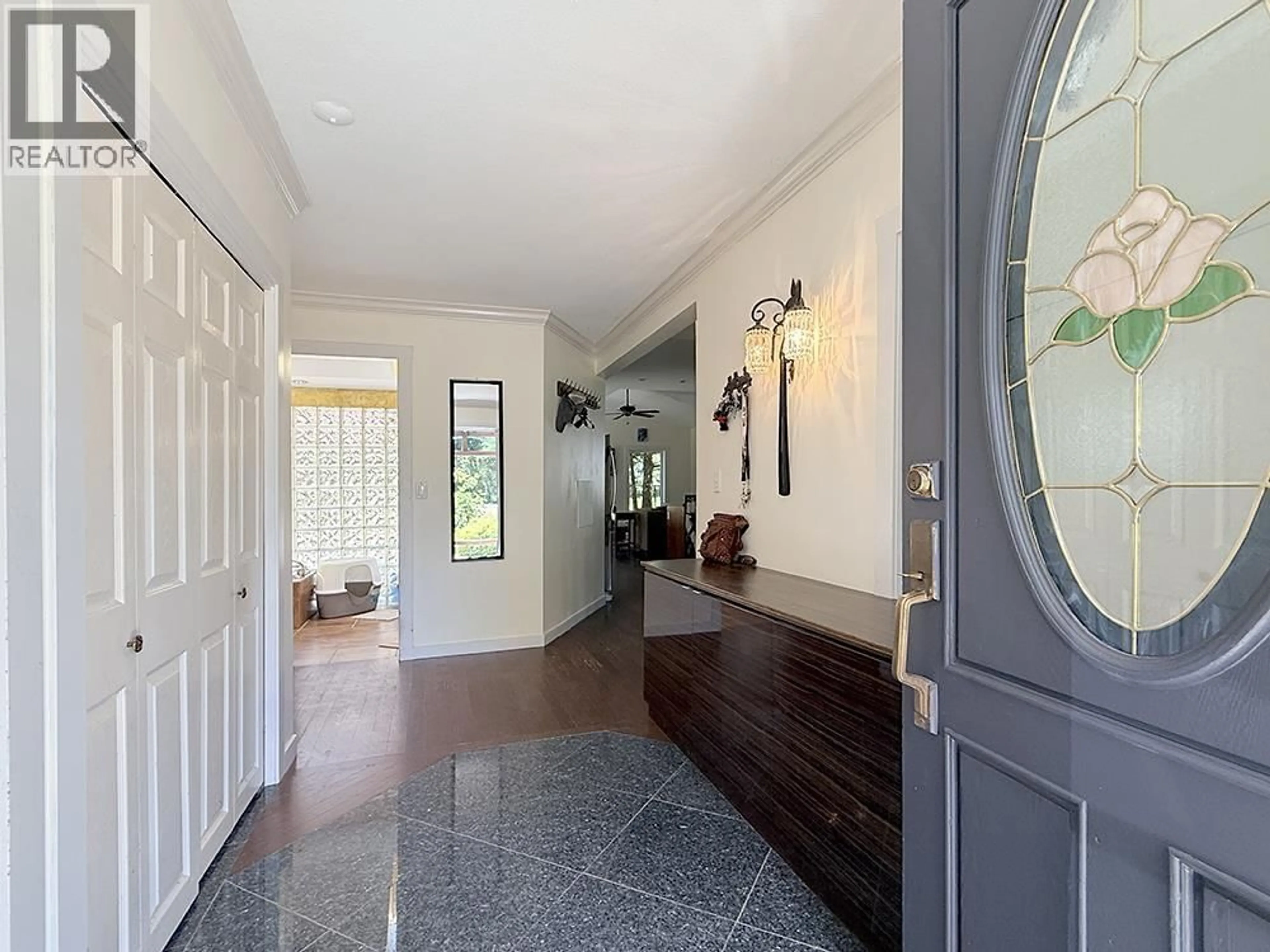 Indoor entryway for 2625 EAST ROAD, Anmore British Columbia V3H5G9