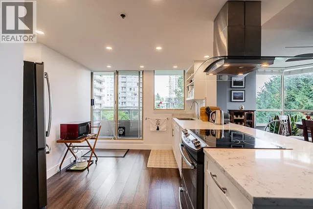 402 - 728 FARROW STREET, Coquitlam 2